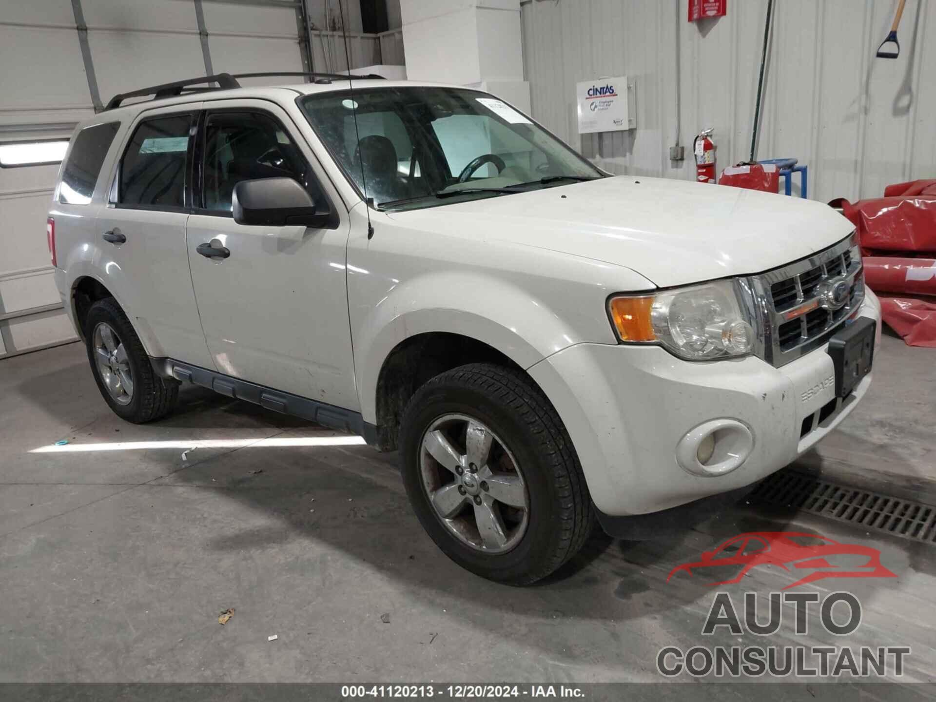 FORD ESCAPE 2011 - 1FMCU0D70BKA48738