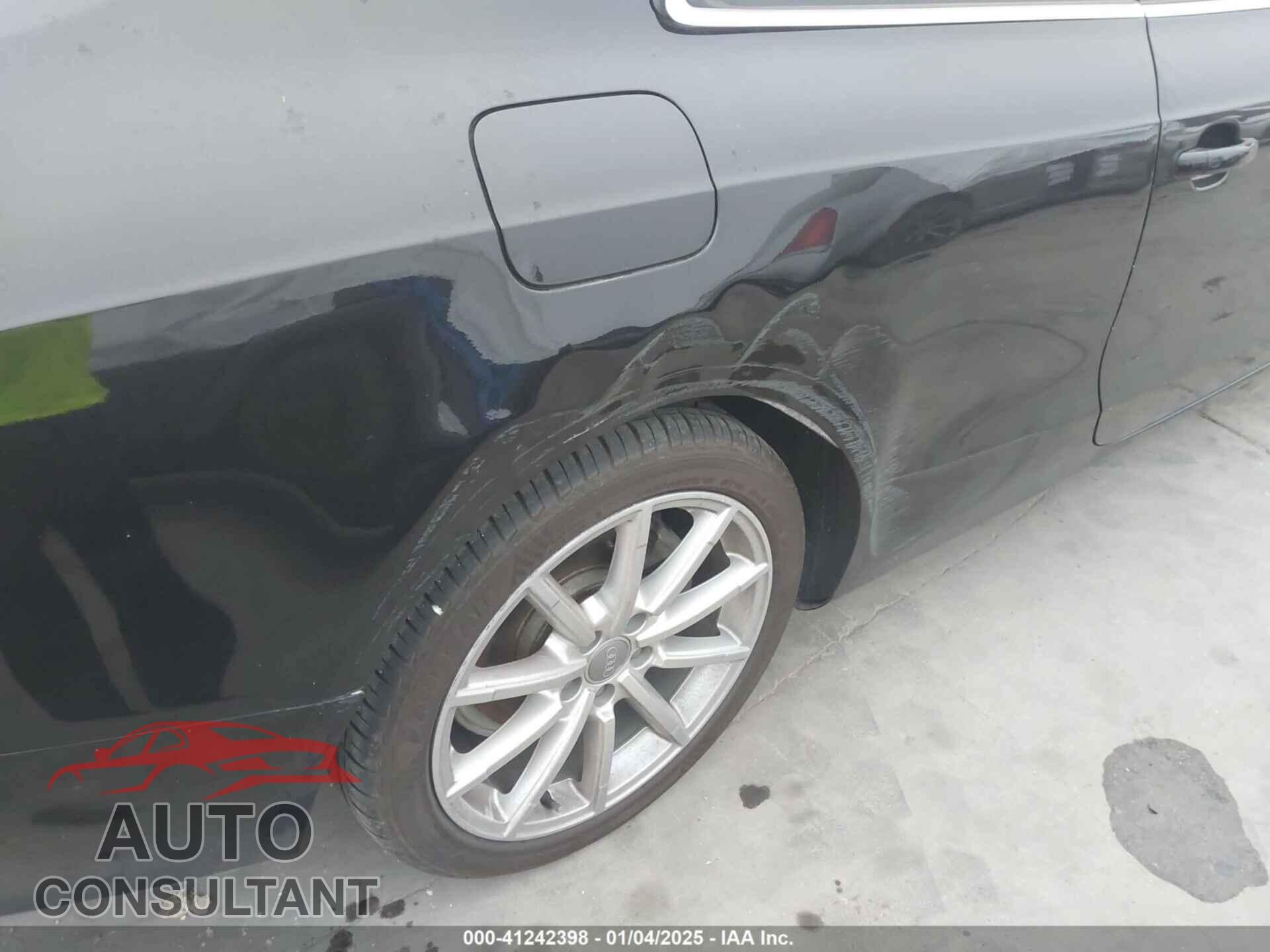 AUDI A5 2011 - WAULFAFR2BA043532