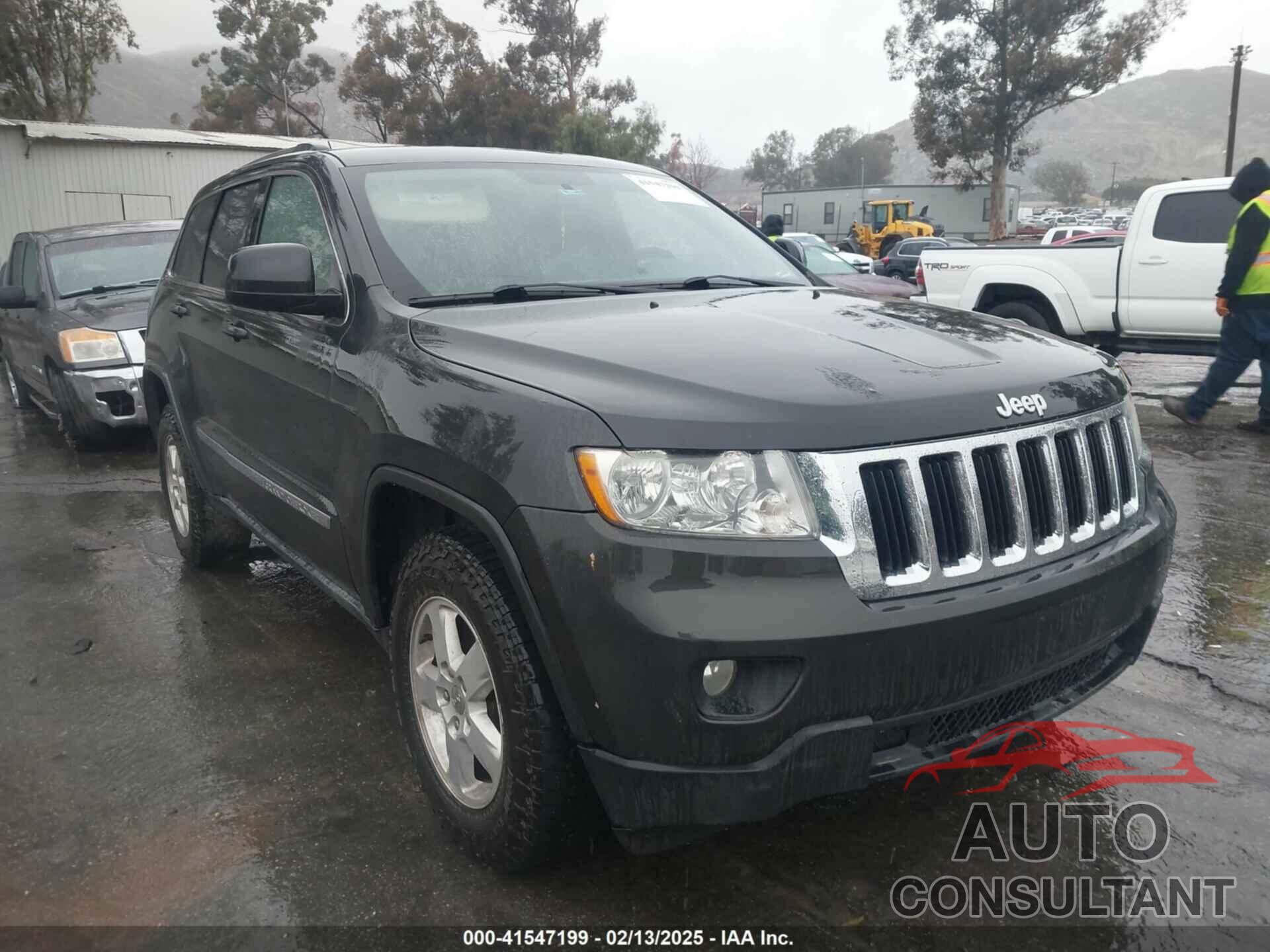 JEEP GRAND CHEROKEE 2011 - 1J4RR4GG1BC566381