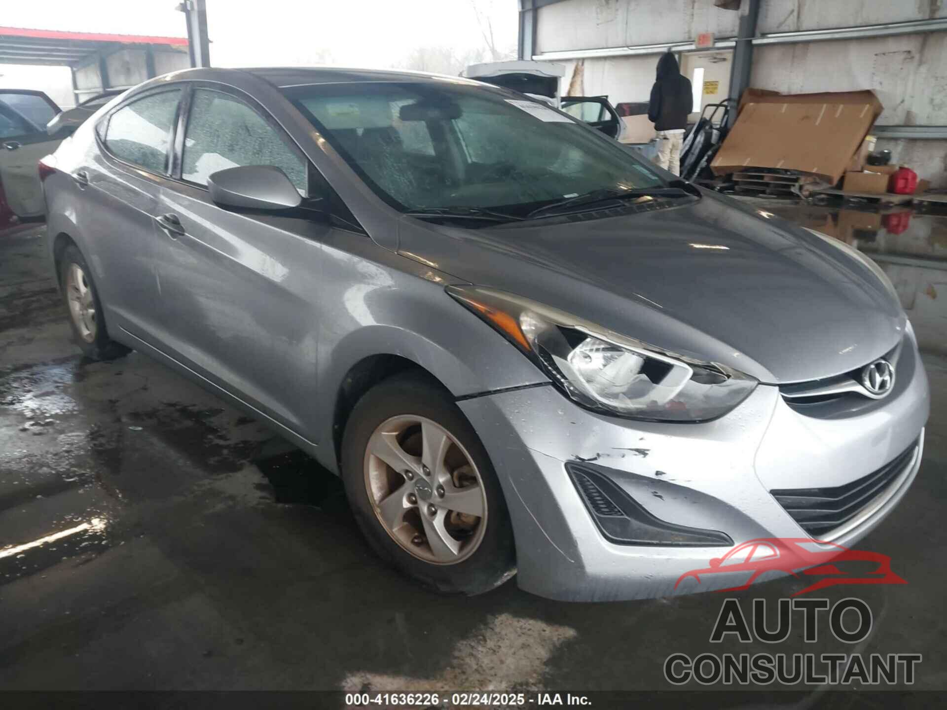 HYUNDAI ELANTRA 2015 - 5NPDH4AE4FH588007