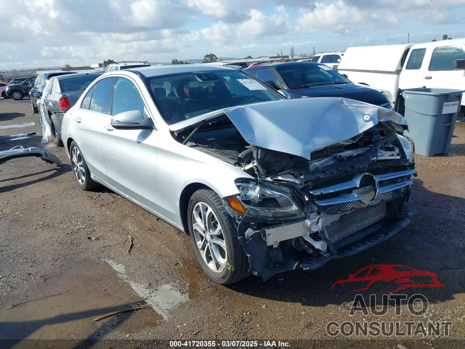 MERCEDES-BENZ C 300 2016 - 55SWF4JB6GU133923