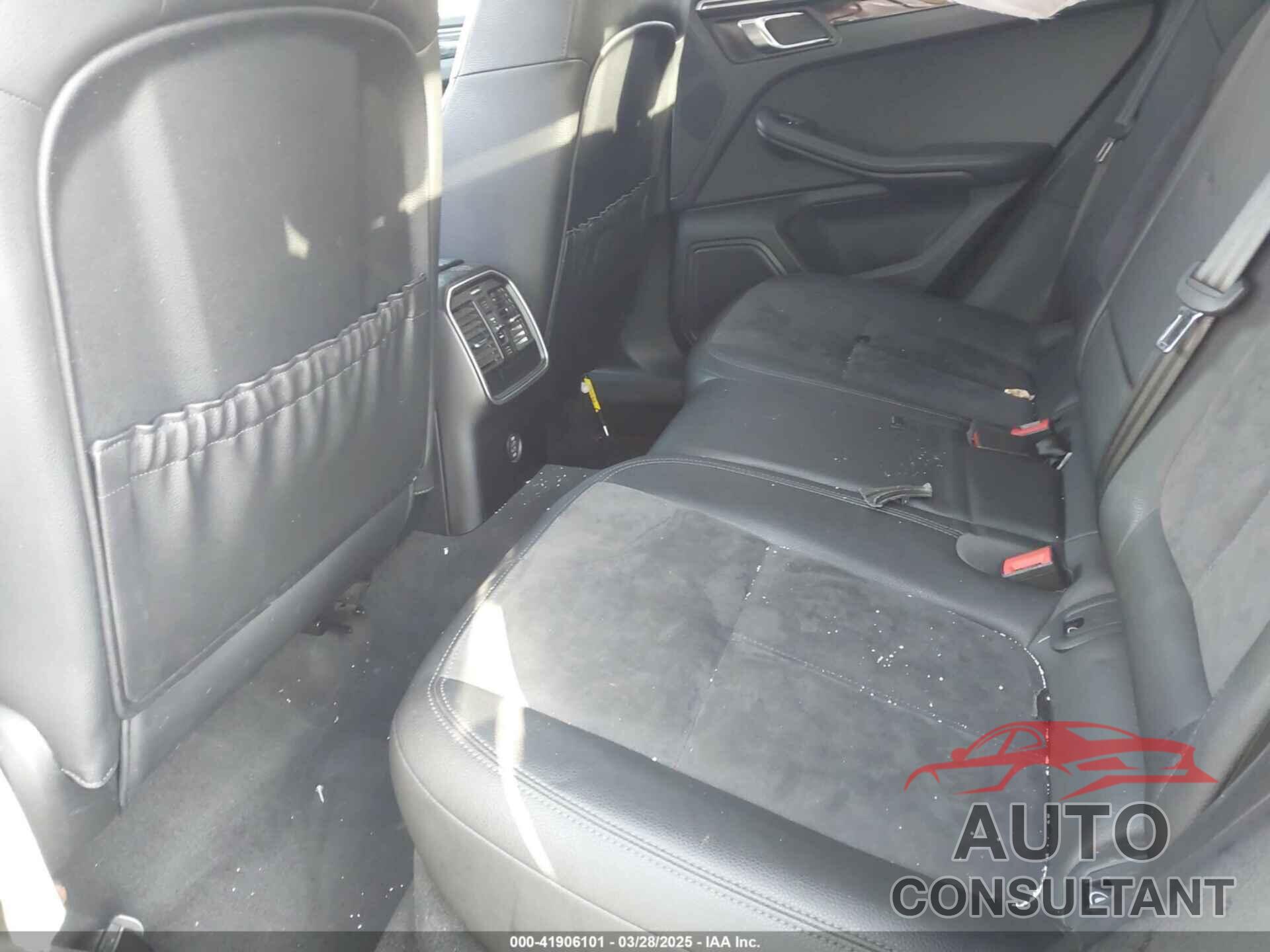 PORSCHE MACAN 2018 - WP1AA2A54JLB14685