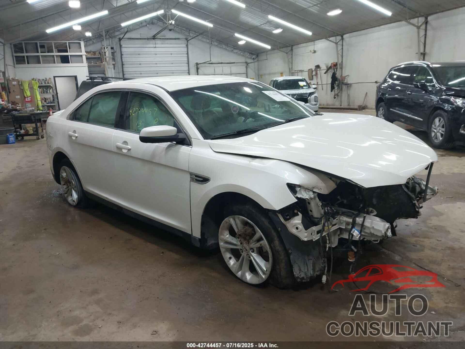FORD TAURUS 2013 - 1FAHP2E89DG149874