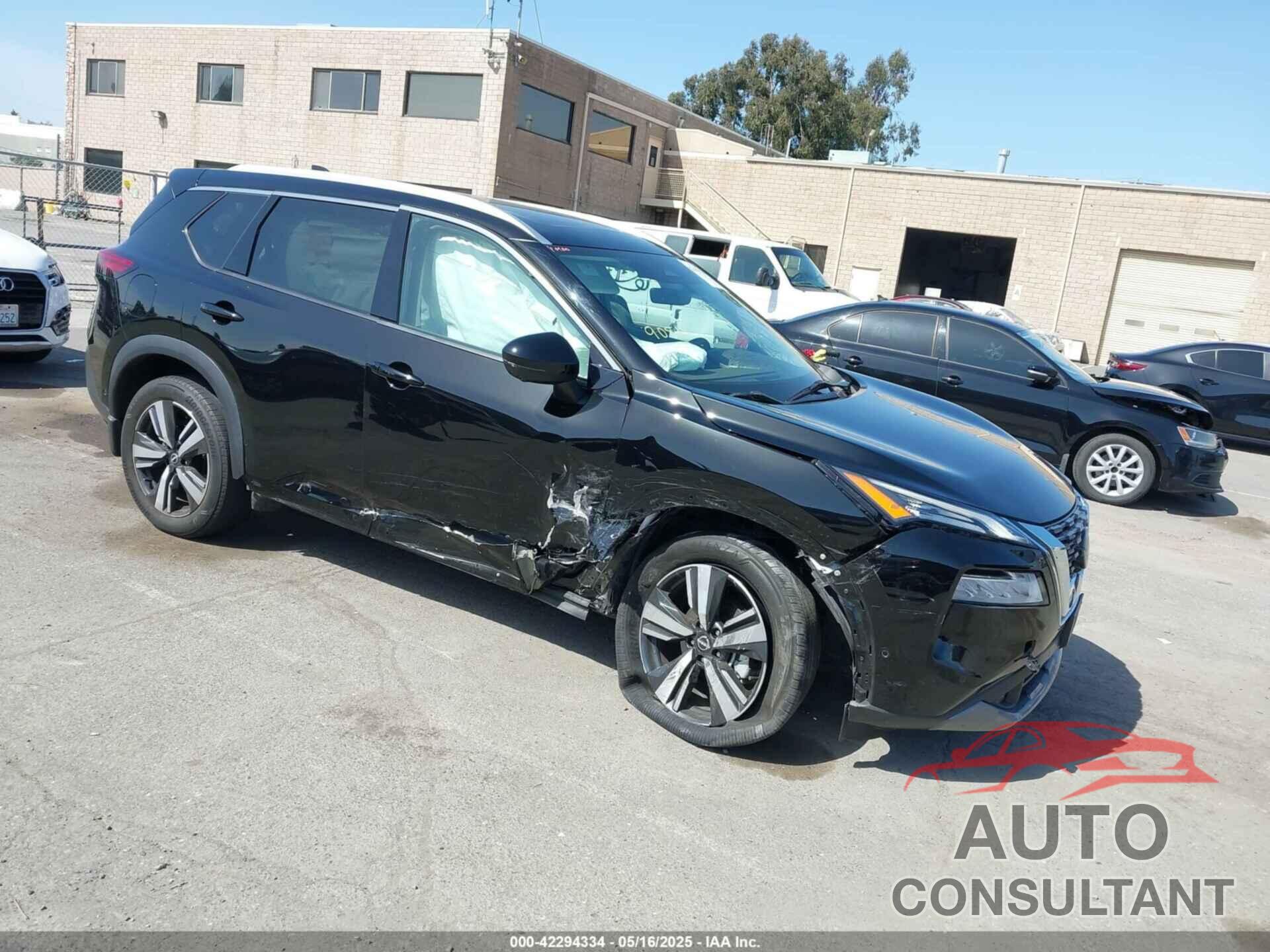 NISSAN ROGUE 2022 - 5N1BT3CA4NC695090