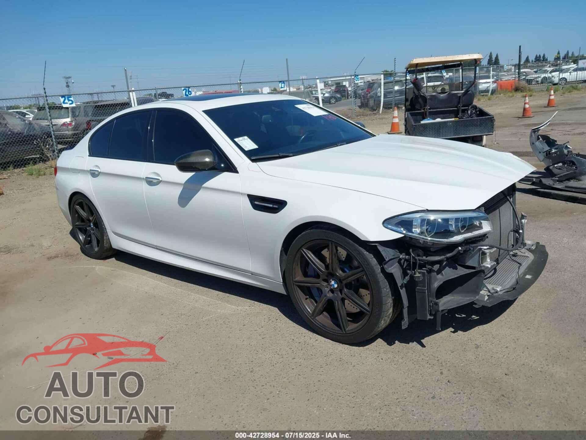 BMW M5 2014 - WBSFV9C53ED593286