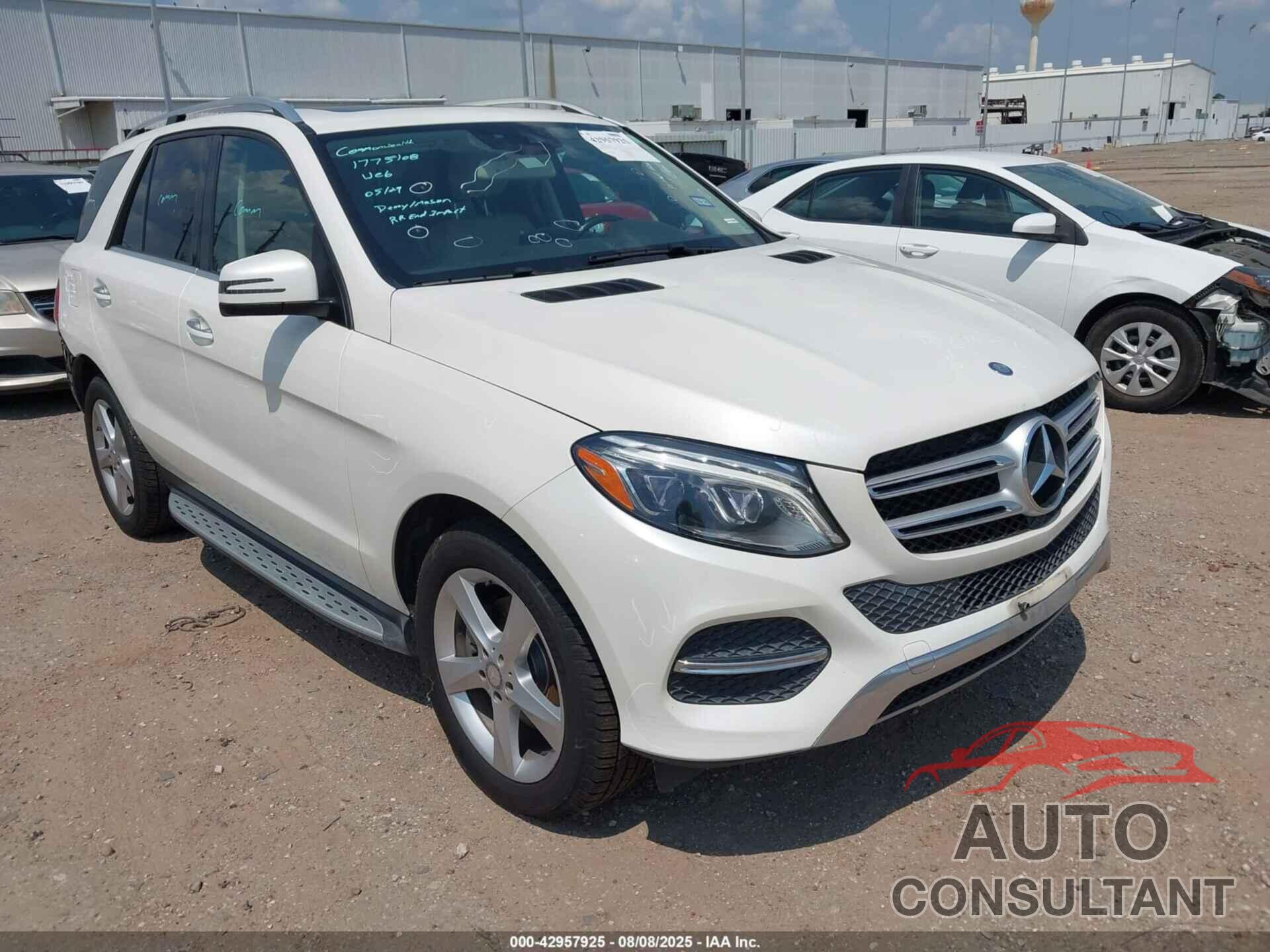 MERCEDES-BENZ GLE 350 2017 - 4JGDA5JB8HA839360