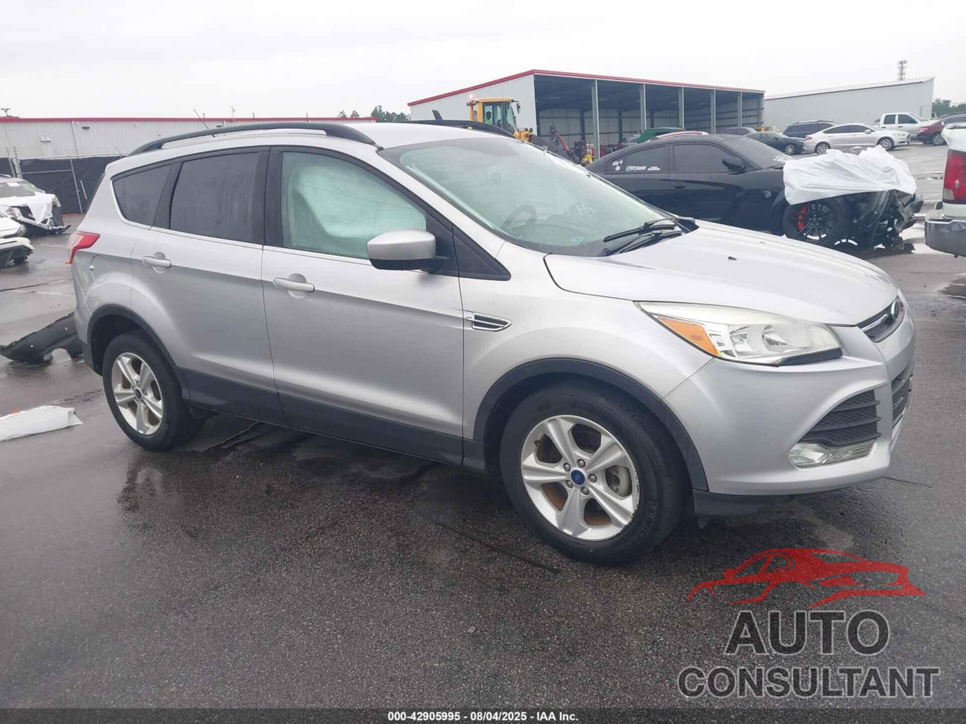 FORD ESCAPE 2016 - 1FMCU0GX7GUB88616