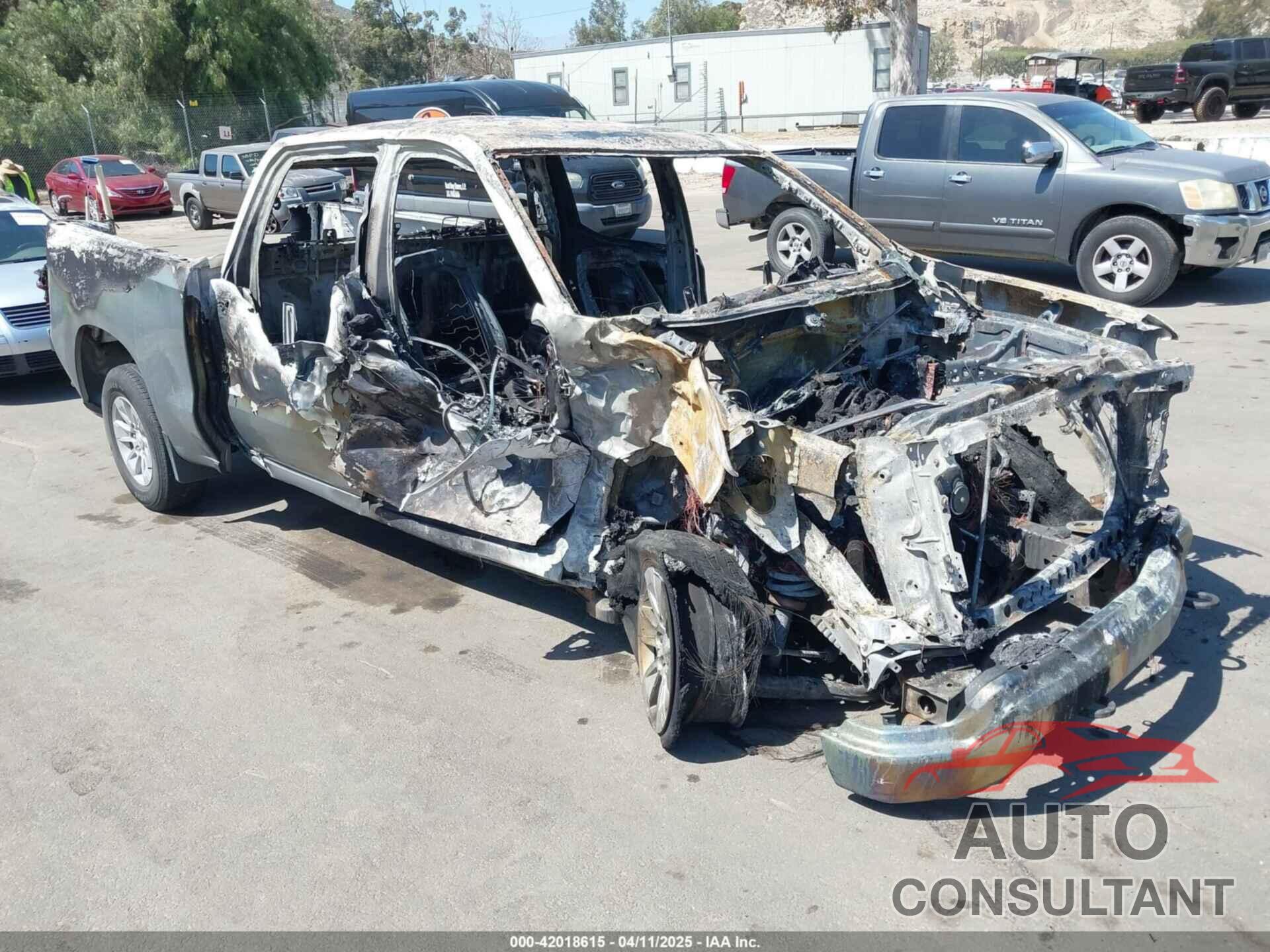 CHEVROLET SILVERADO 1500 2024 - 2GCUDDEDXR1135111