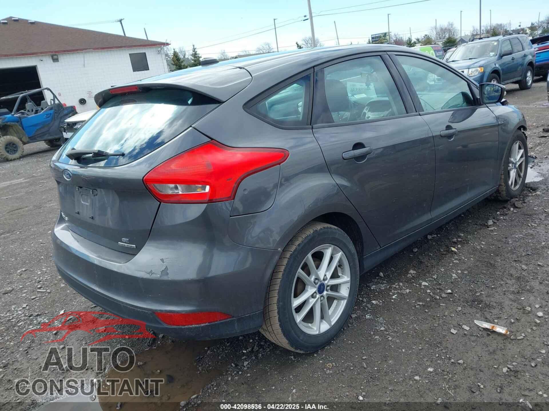 FORD FOCUS 2015 - 1FADP3K21FL230141