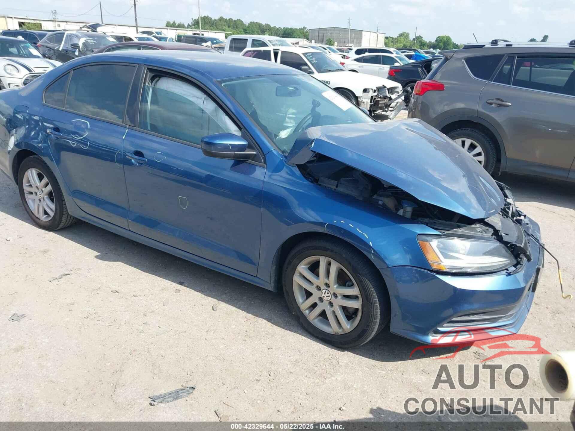 VOLKSWAGEN JETTA 2018 - 3VW2B7AJ5JM214495