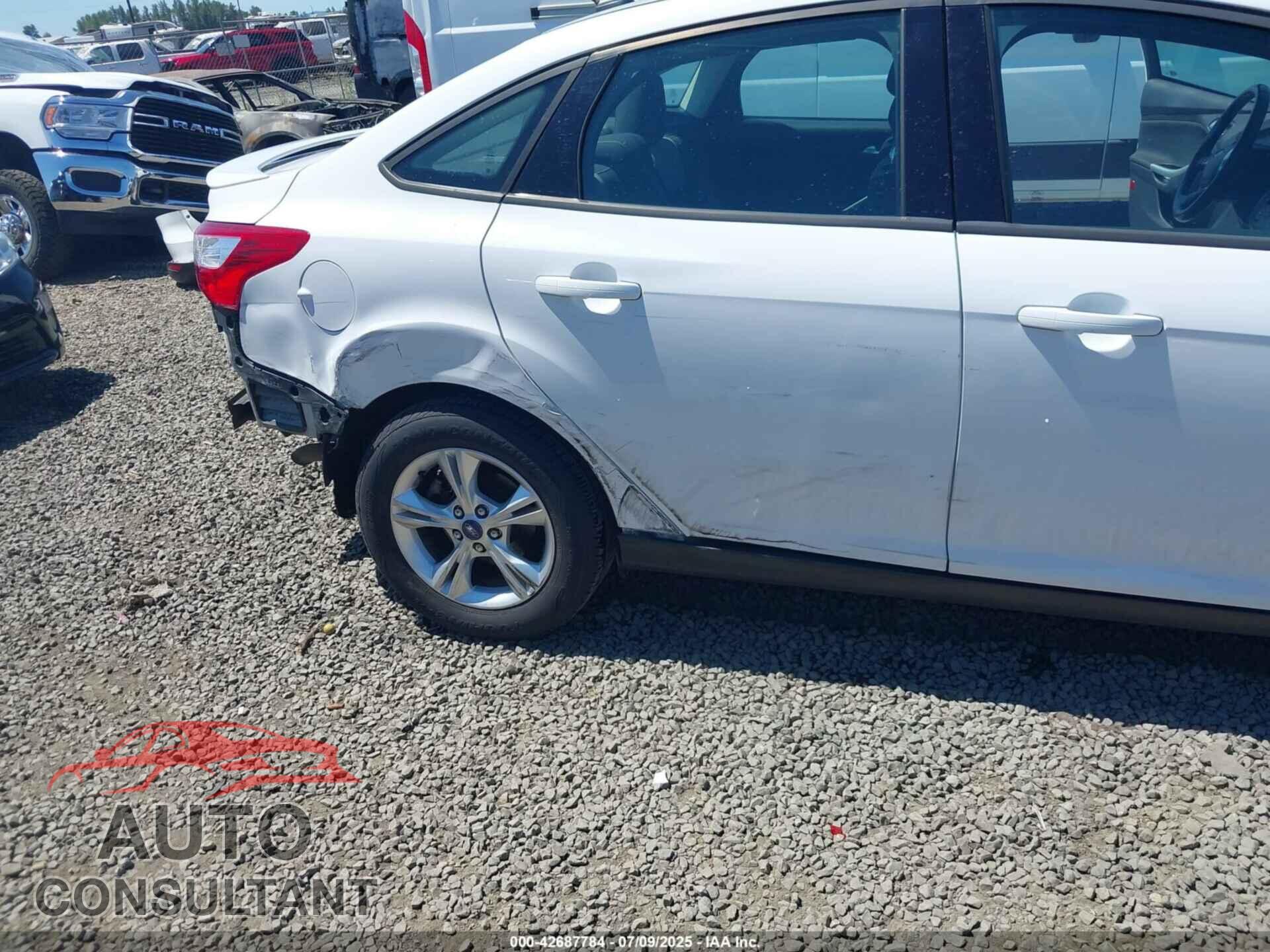 FORD FOCUS 2012 - 1FAHP3F22CL130945