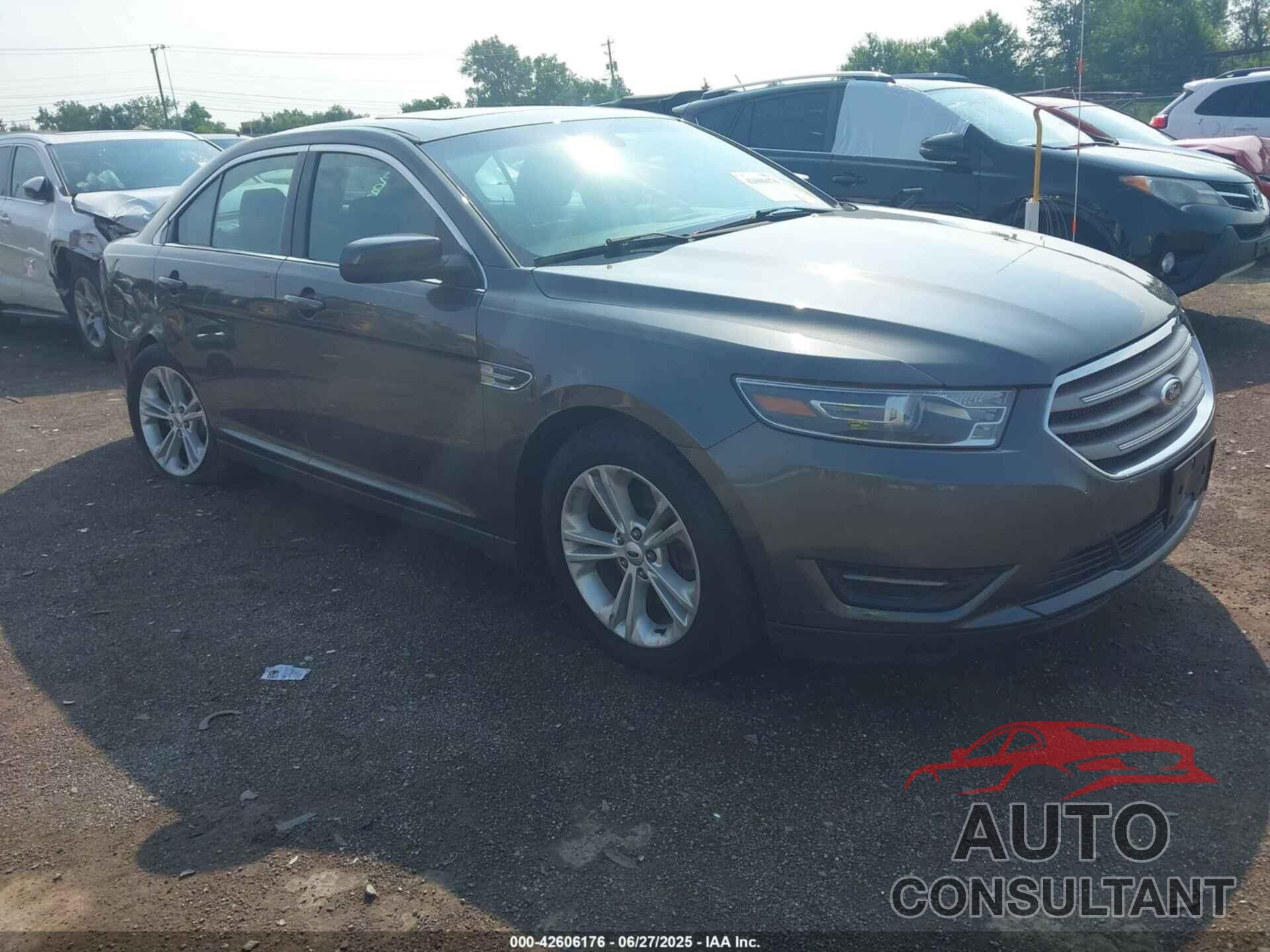 FORD TAURUS 2015 - 1FAHP2E88FG164708