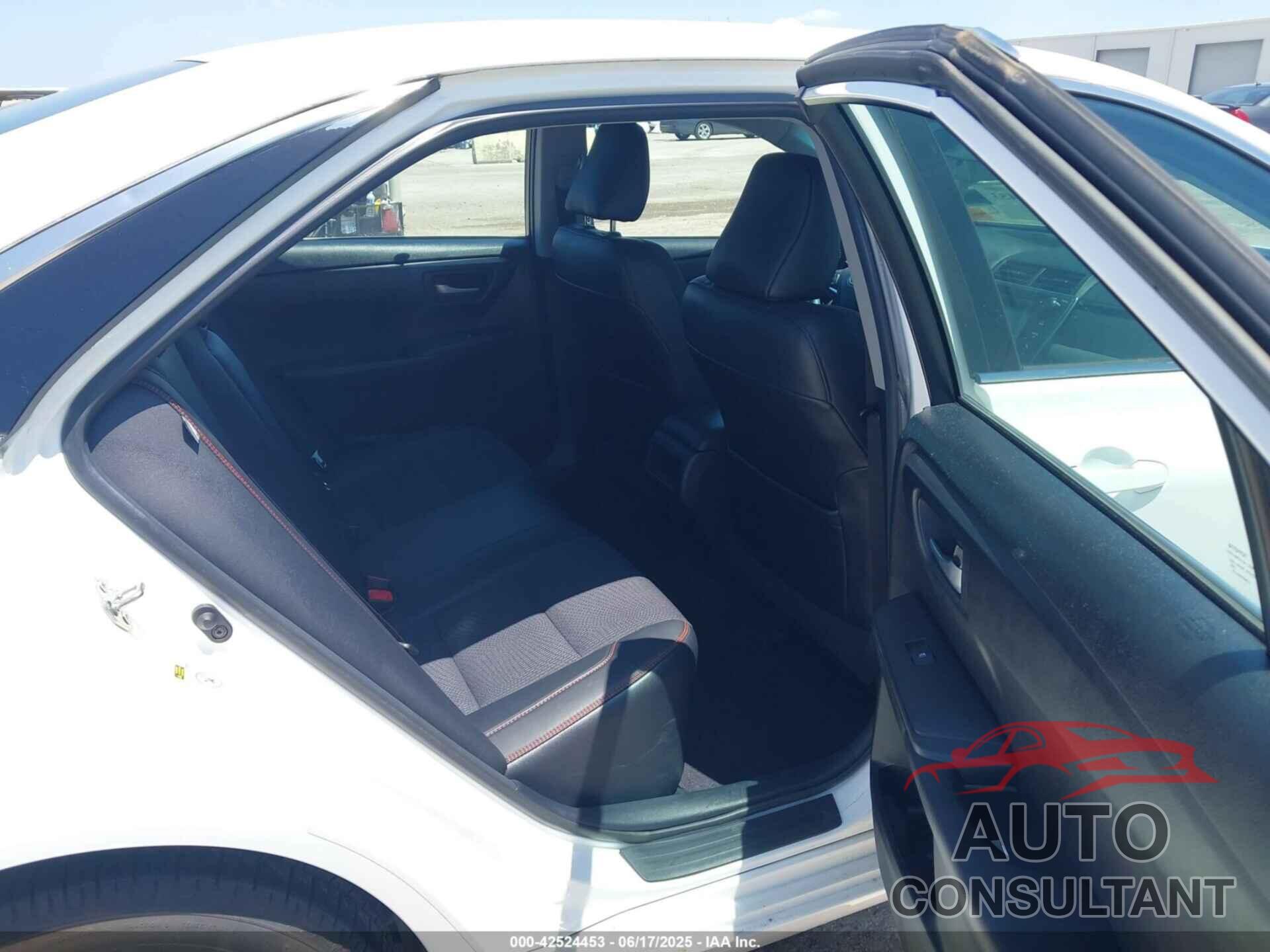 TOYOTA CAMRY 2017 - 4T1BF1FK8HU768654