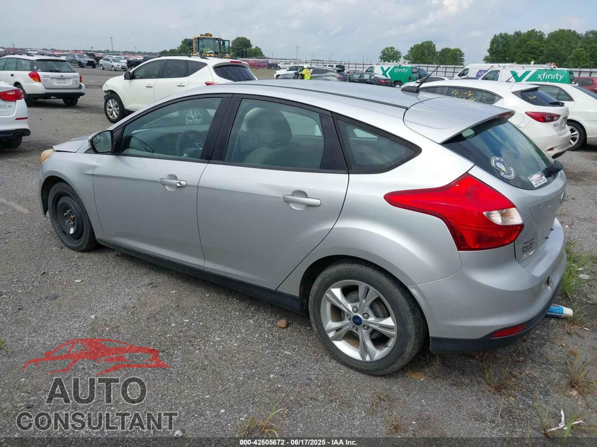 FORD FOCUS 2014 - 1FADP3K25EL373463
