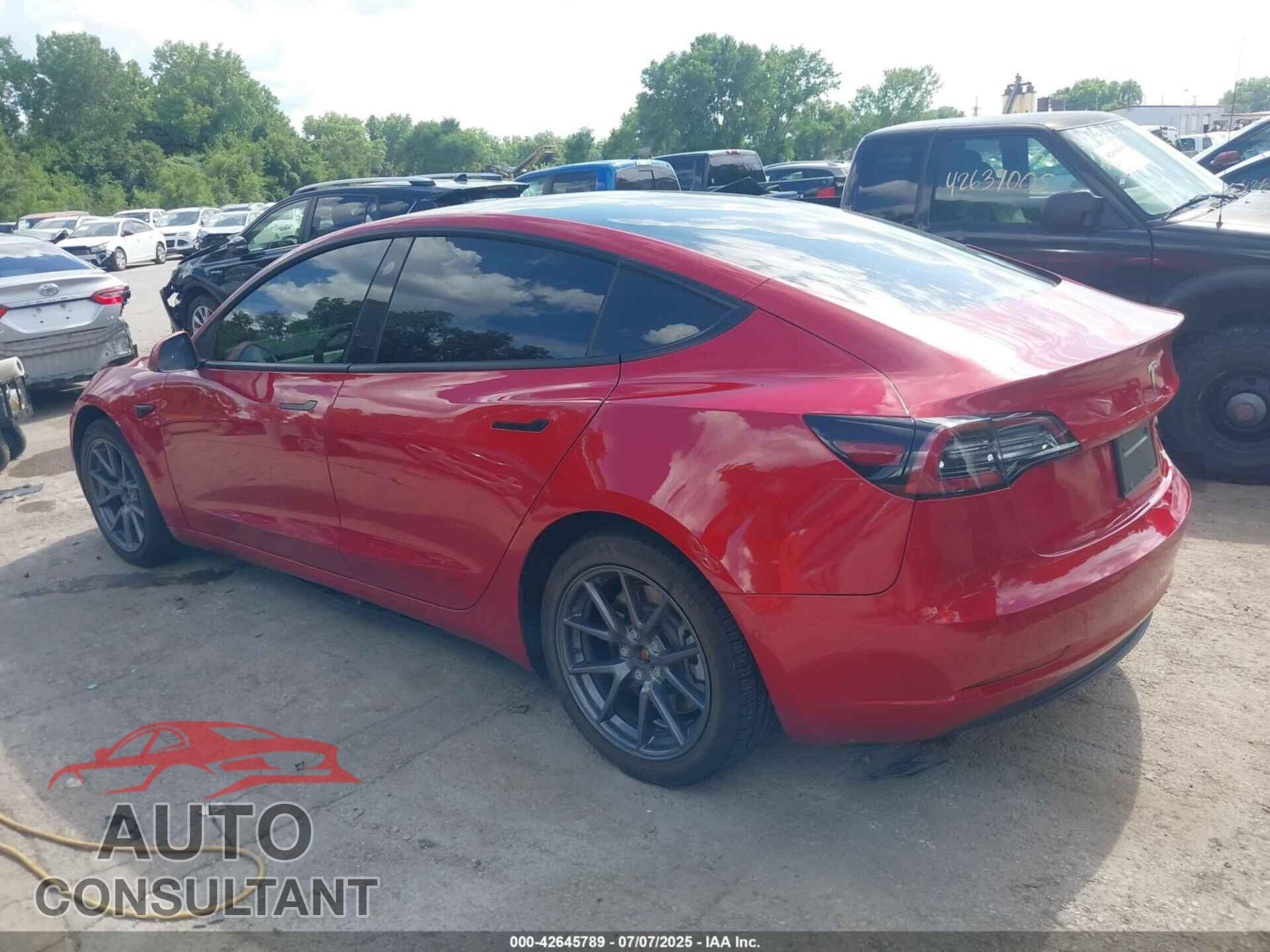 TESLA MODEL 3 2022 - 5YJ3E1EB9NF156223