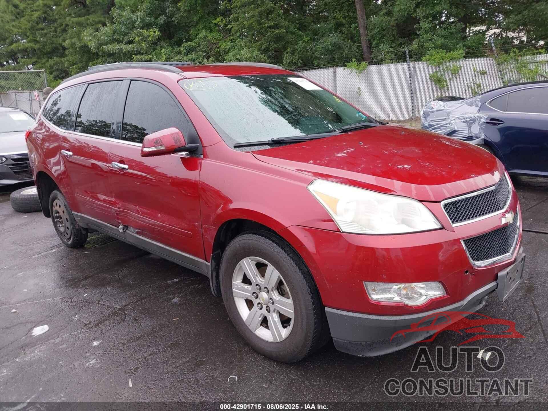 CHEVROLET TRAVERSE 2011 - 1GNKRJED3BJ106835
