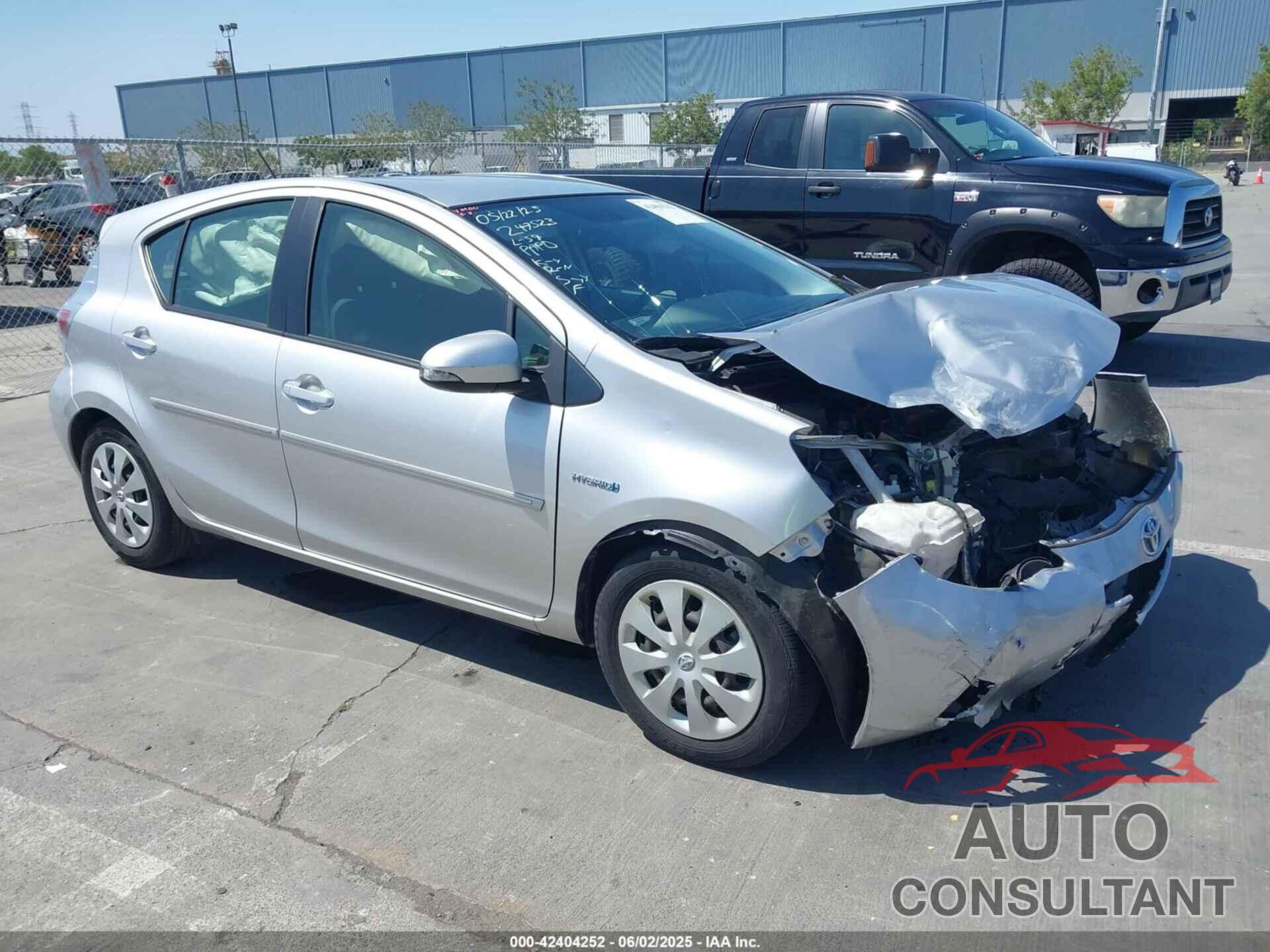 TOYOTA PRIUS C 2013 - JTDKDTB35D1531233