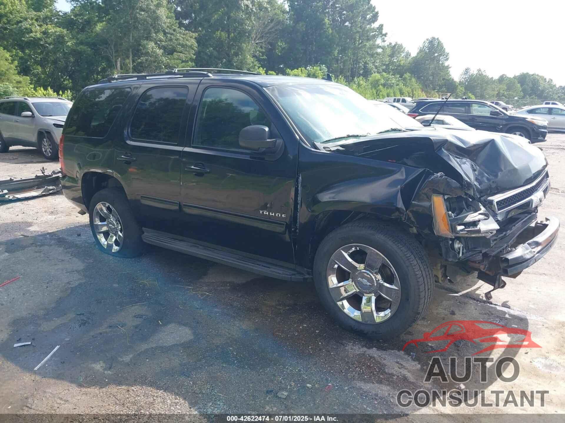 CHEVROLET TAHOE 2011 - 1GNSCAE02BR154309