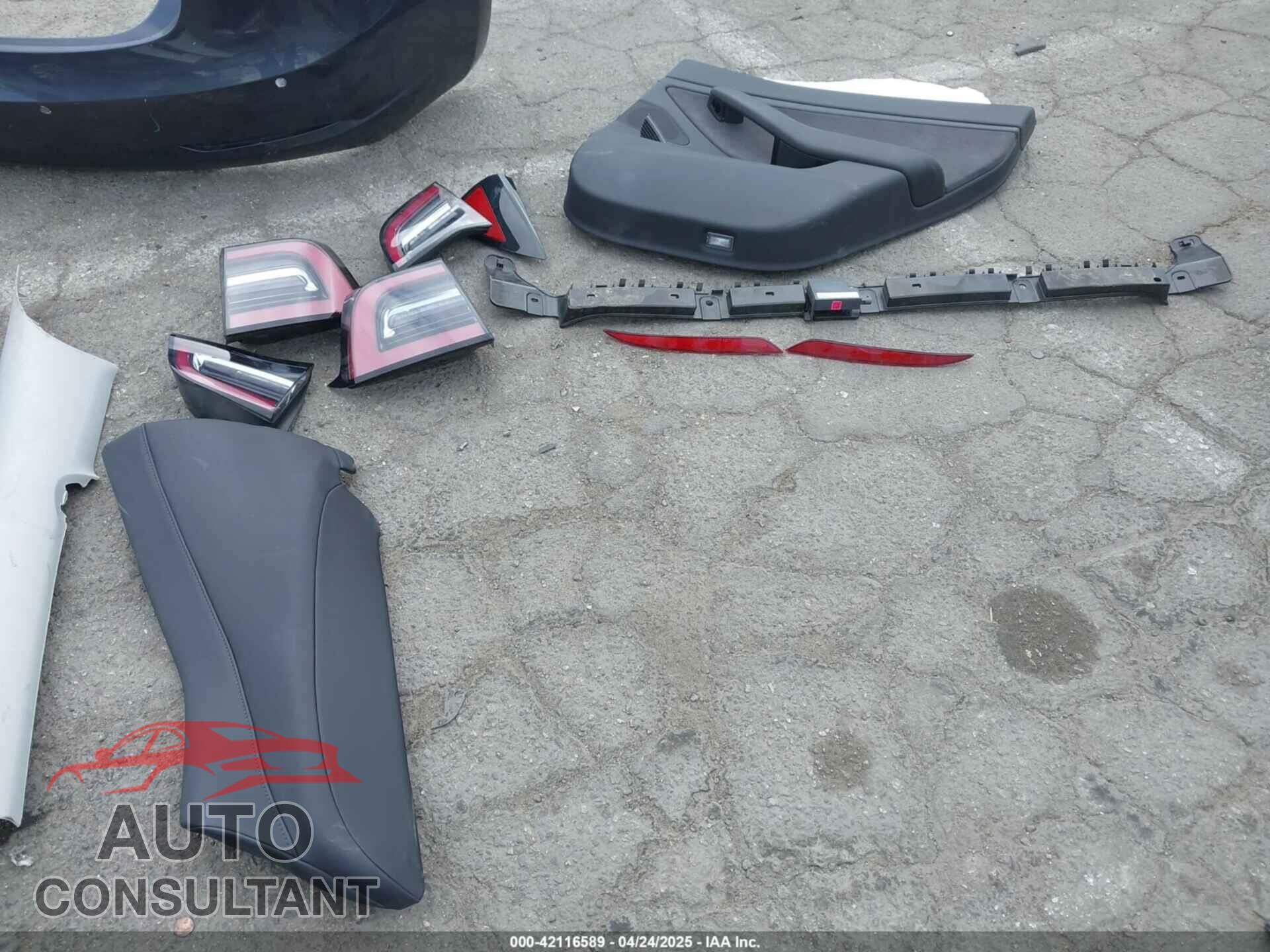 TESLA MODEL 3 2018 - 5YJ3E1EA8JF059385