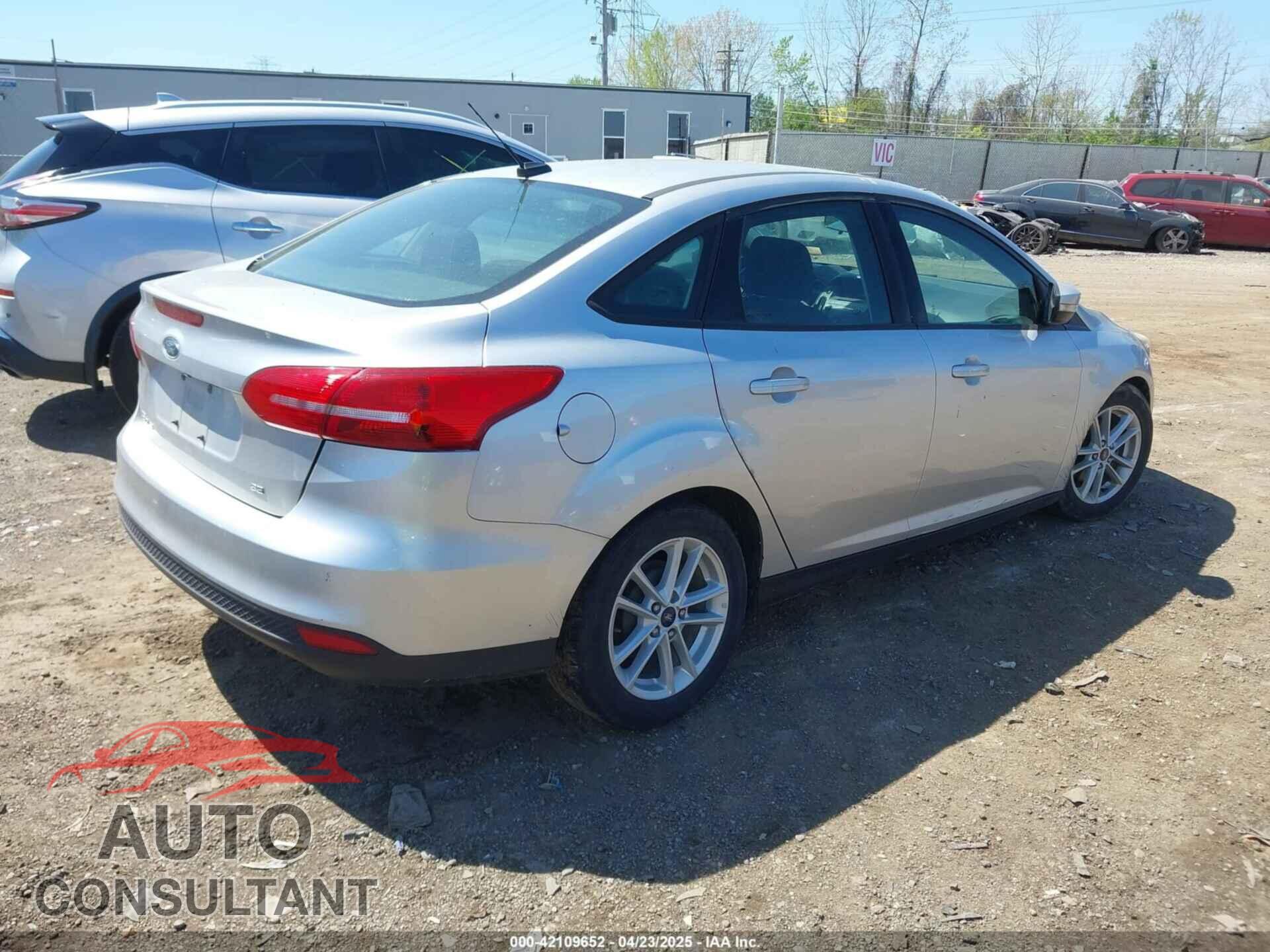 FORD FOCUS 2017 - 1FADP3F23HL286837