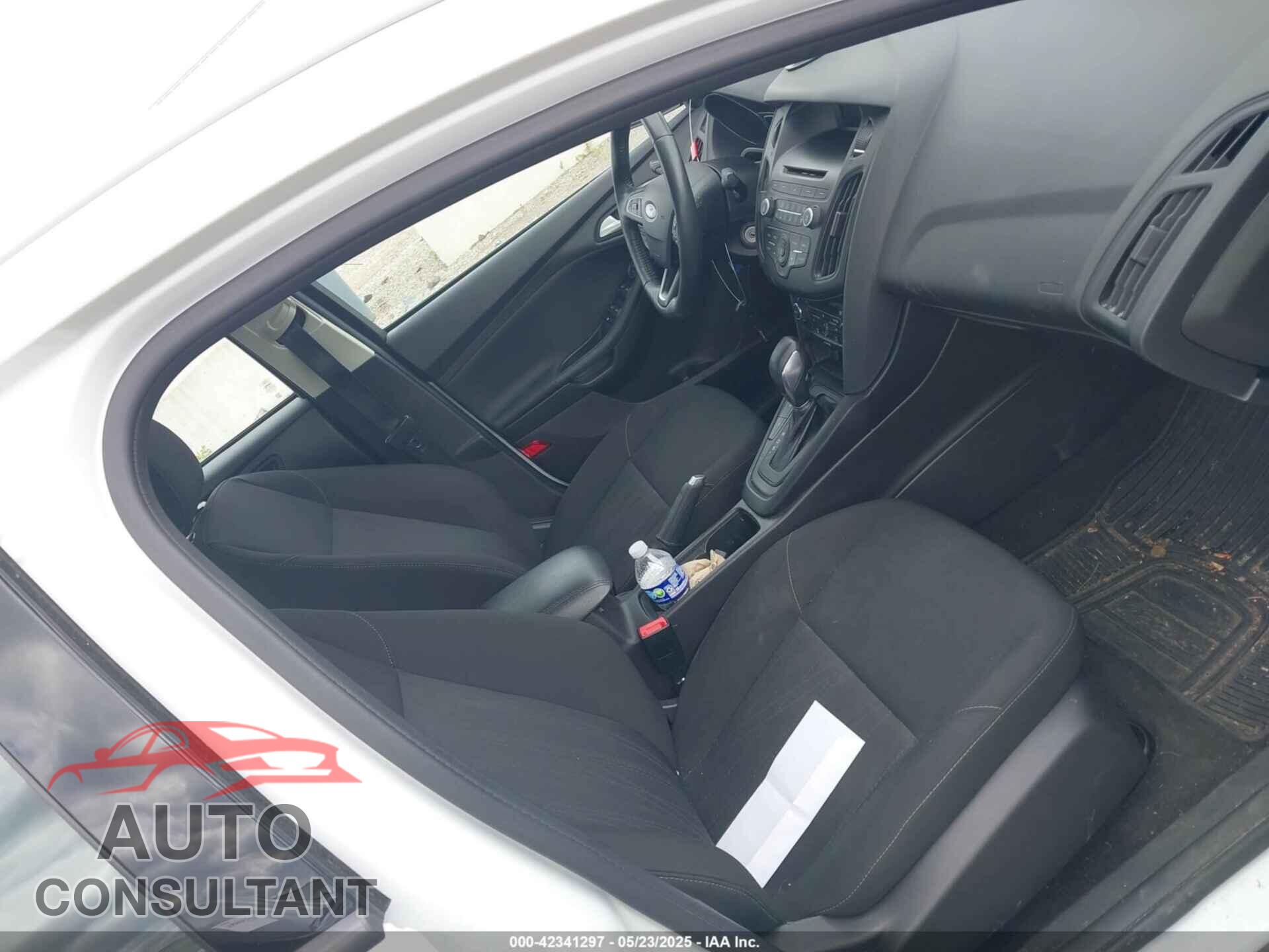 FORD FOCUS 2017 - 1FADP3FE5HL276286