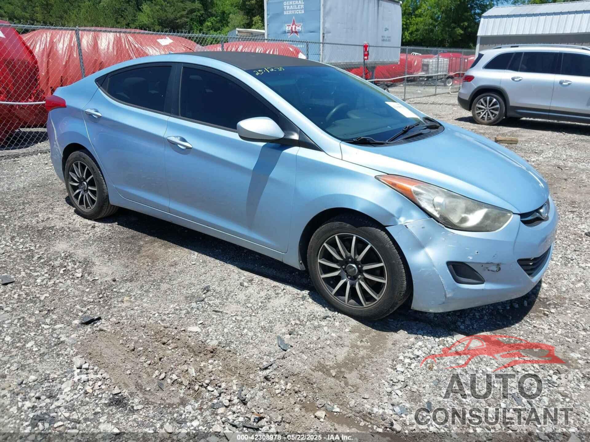 HYUNDAI ELANTRA 2011 - KMHDH4AE2BU084339