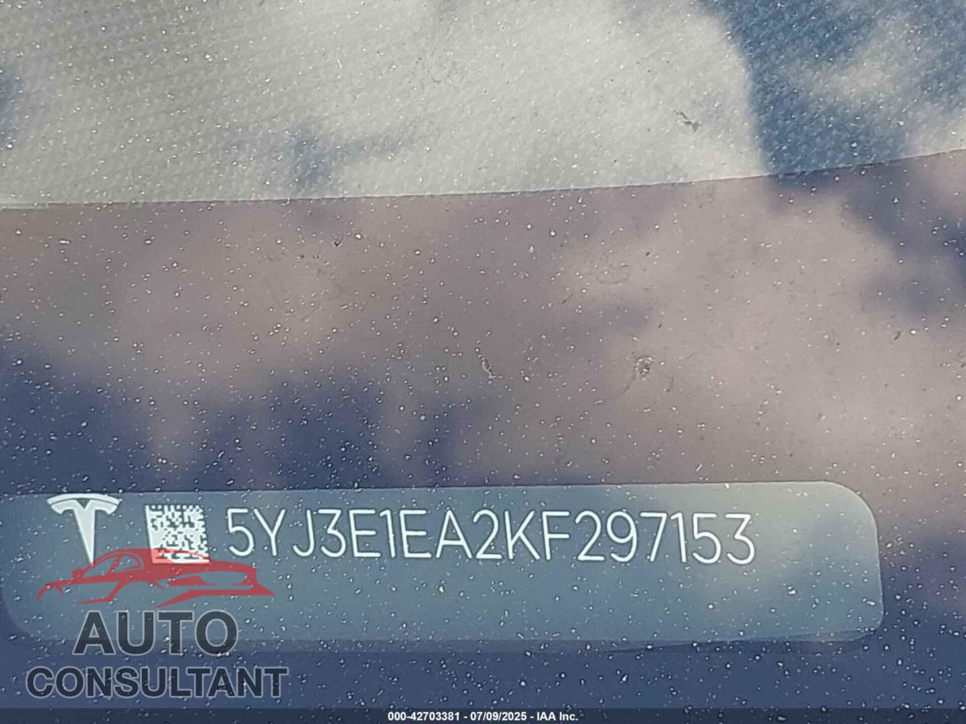 TESLA MODEL 3 2019 - 5YJ3E1EA2KF297153