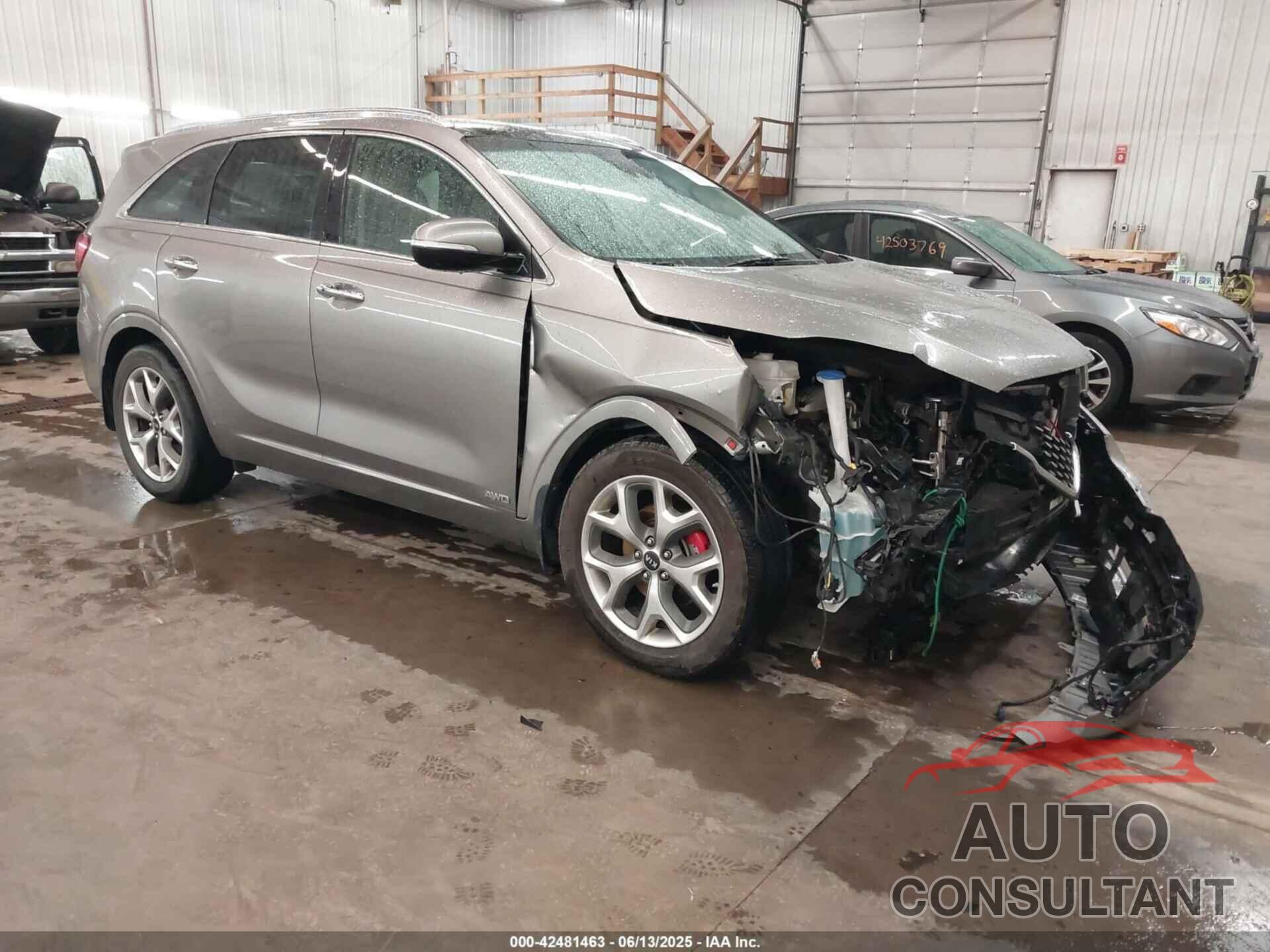 KIA SORENTO 2019 - 5XYPKDA55KG503224