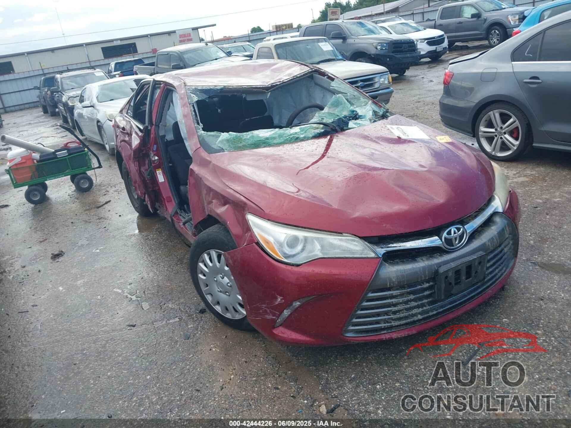 TOYOTA CAMRY 2017 - 4T1BF1FK9HU784250