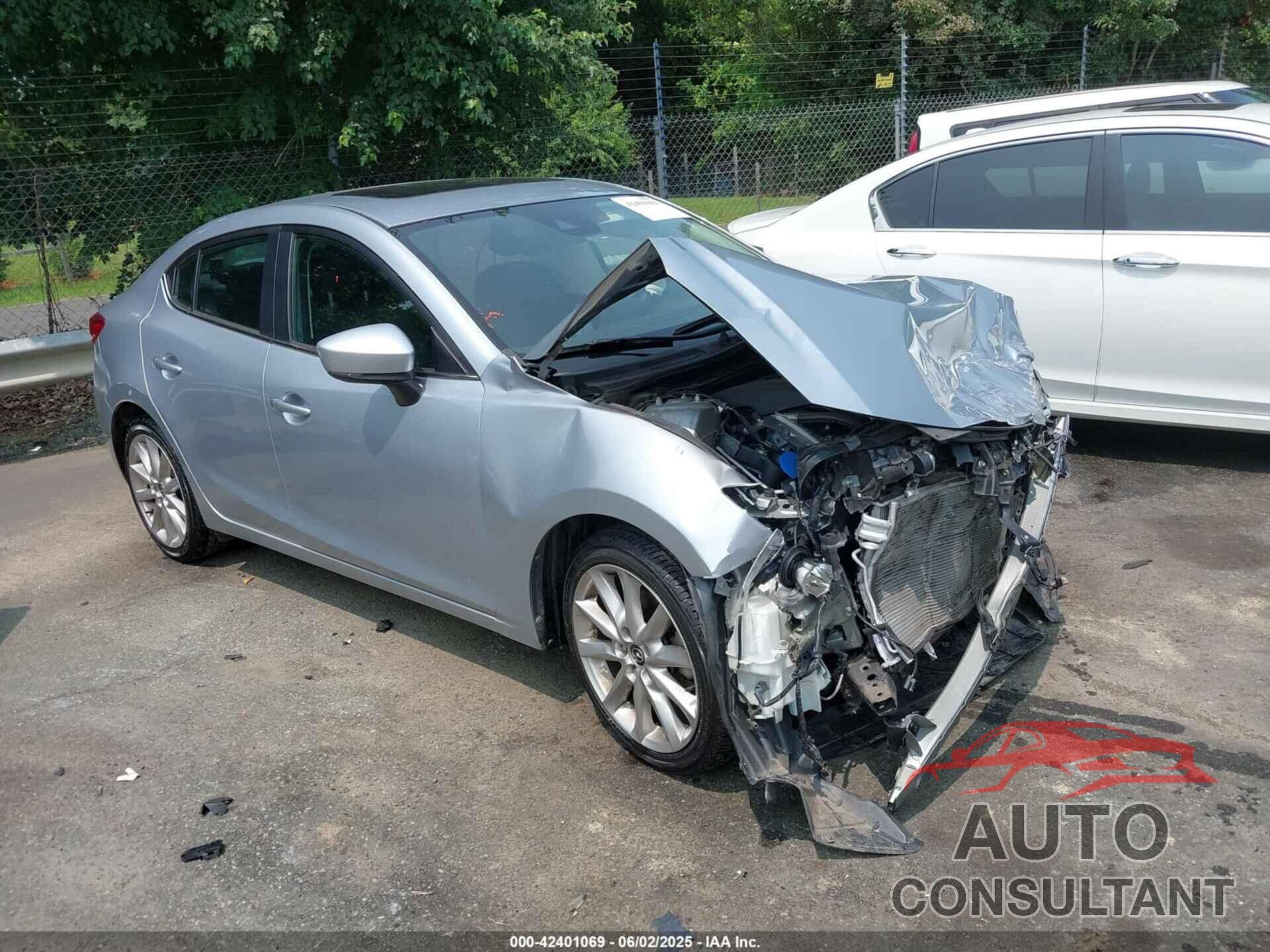 MAZDA MAZDA3 2017 - 3MZBN1W3XHM141696