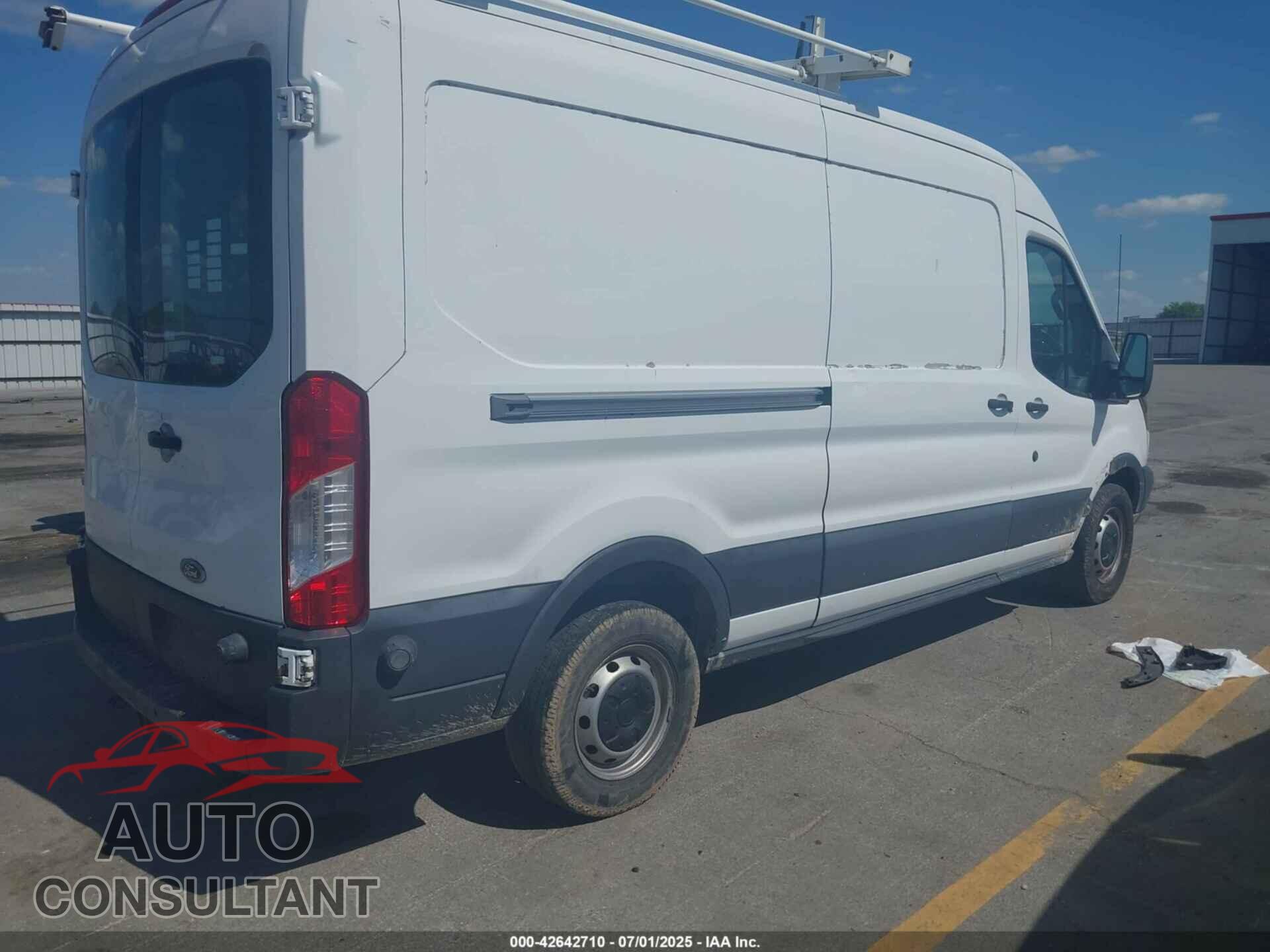 FORD TRANSIT-250 2015 - 1FTNR2CG1FKB04641