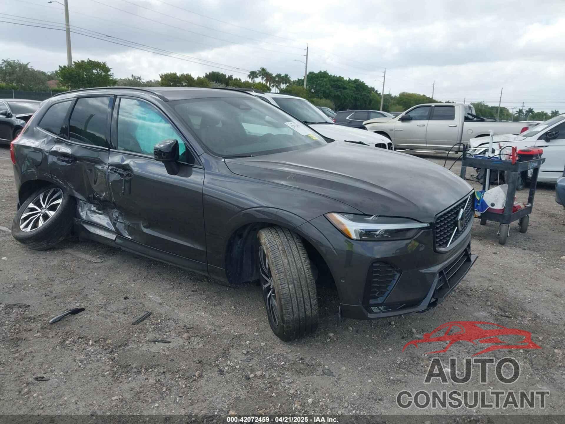 VOLVO XC60 2024 - YV4L12RL9R1791846