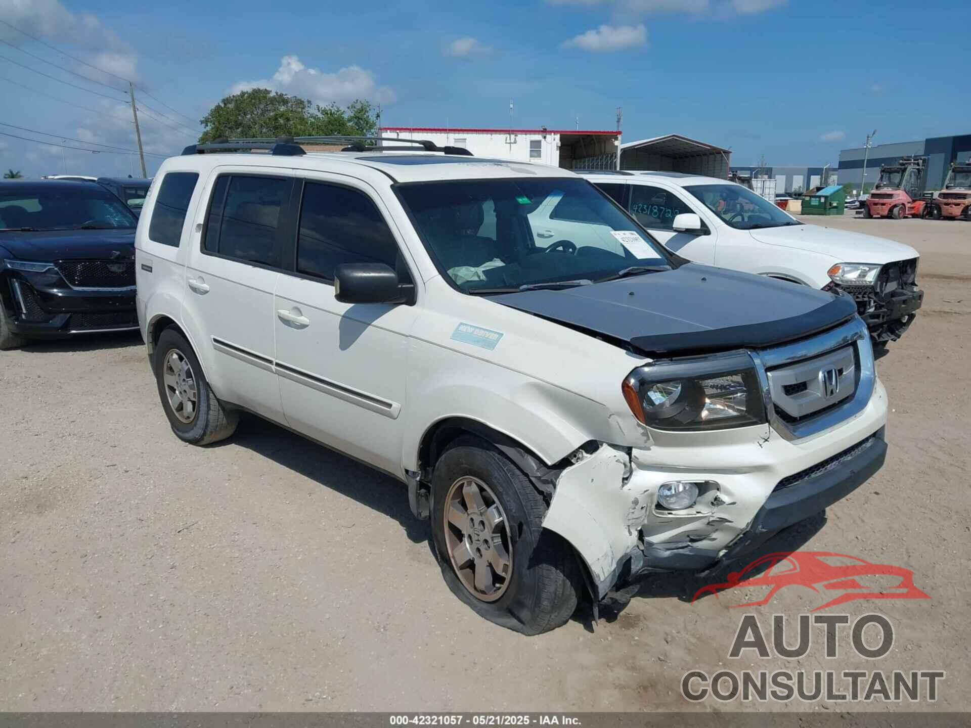 HONDA PILOT 2011 - 5FNYF3H91BB010112