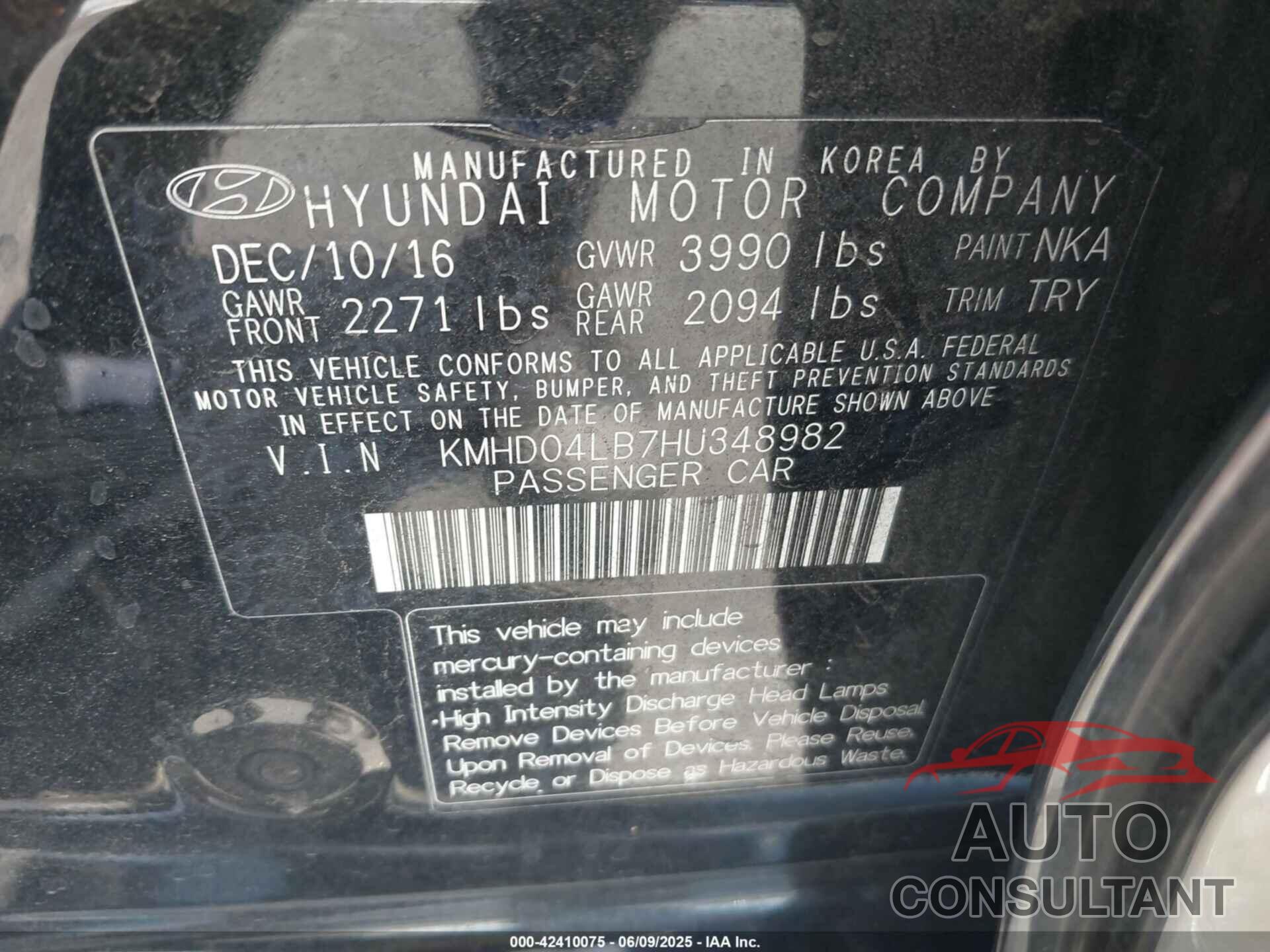 HYUNDAI ELANTRA 2017 - KMHD04LB7HU348982