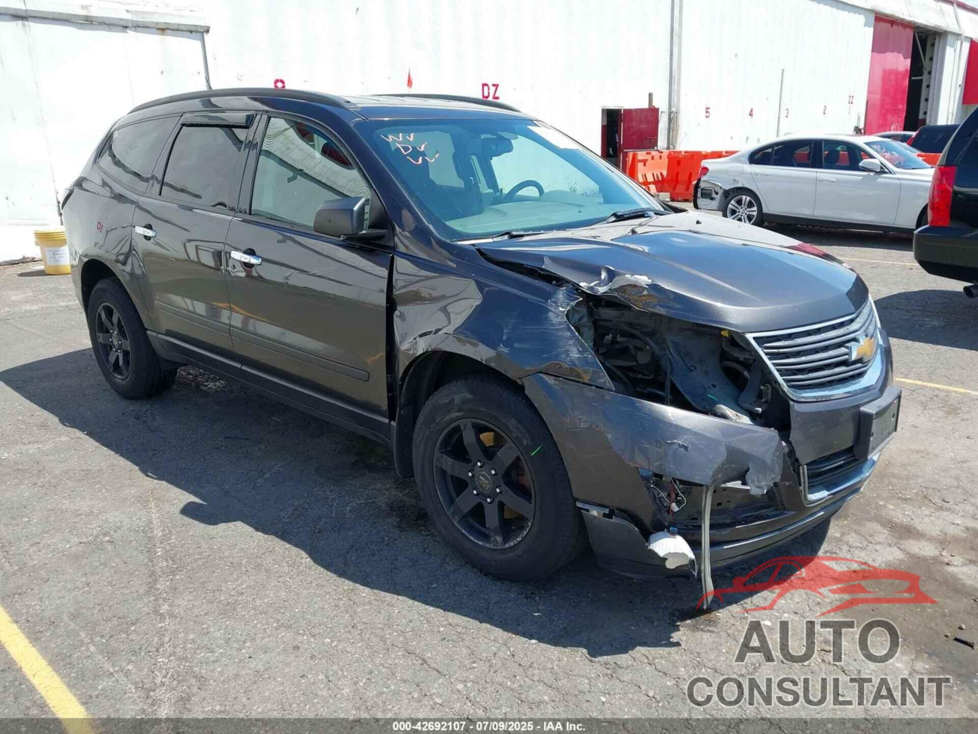 CHEVROLET TRAVERSE 2015 - 1GNKVFKD1FJ204815