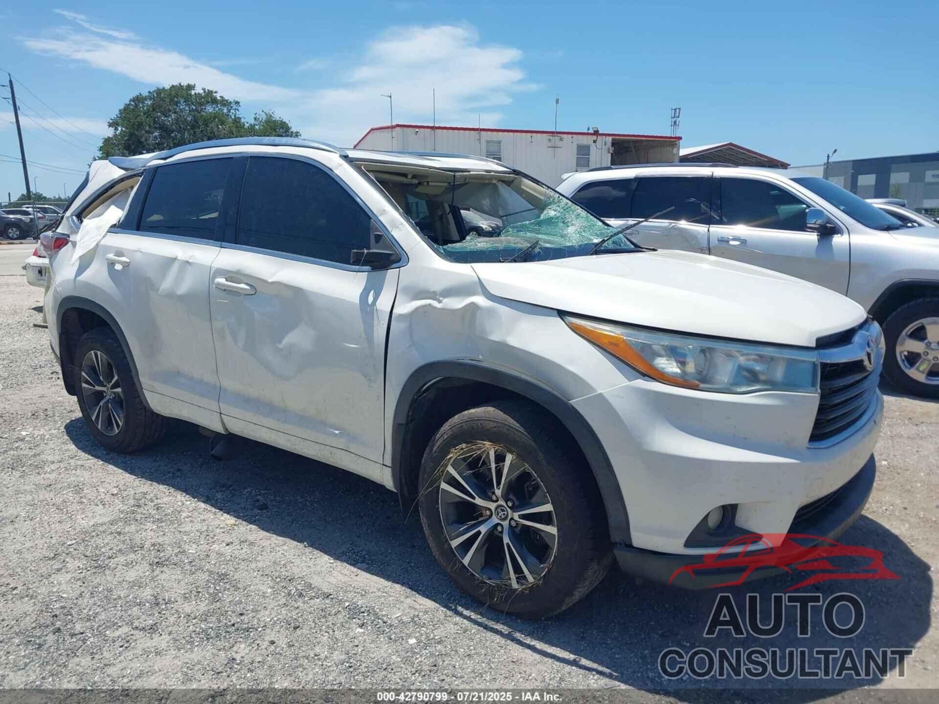TOYOTA HIGHLANDER 2016 - 5TDKKRFH2GS503198
