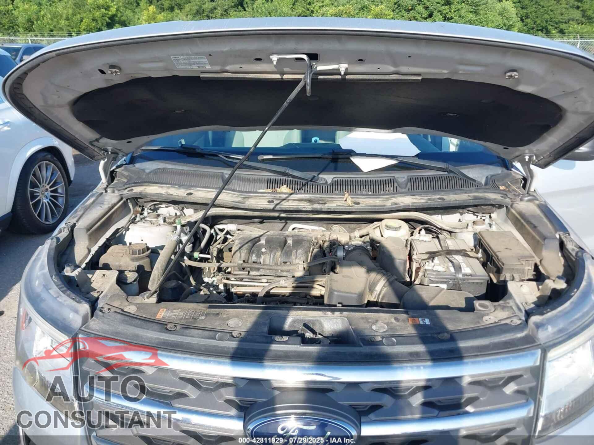 FORD EXPLORER 2018 - 1FM5K7B82JGB26702