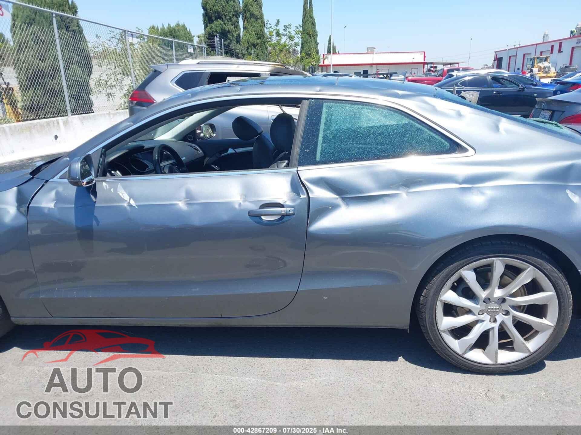 AUDI A5 2014 - WAULFAFR9EA069811
