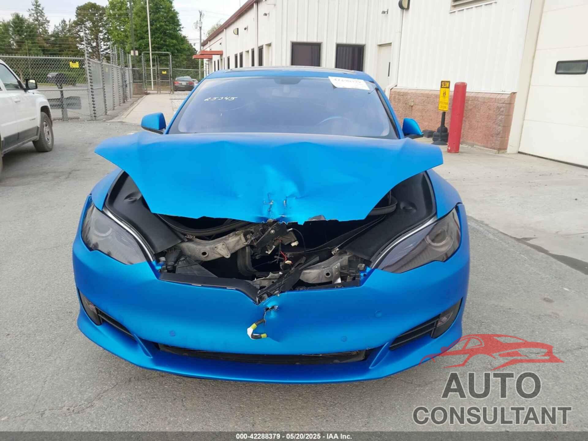 TESLA MODEL S 2013 - 5YJSA1DP5DFP25345