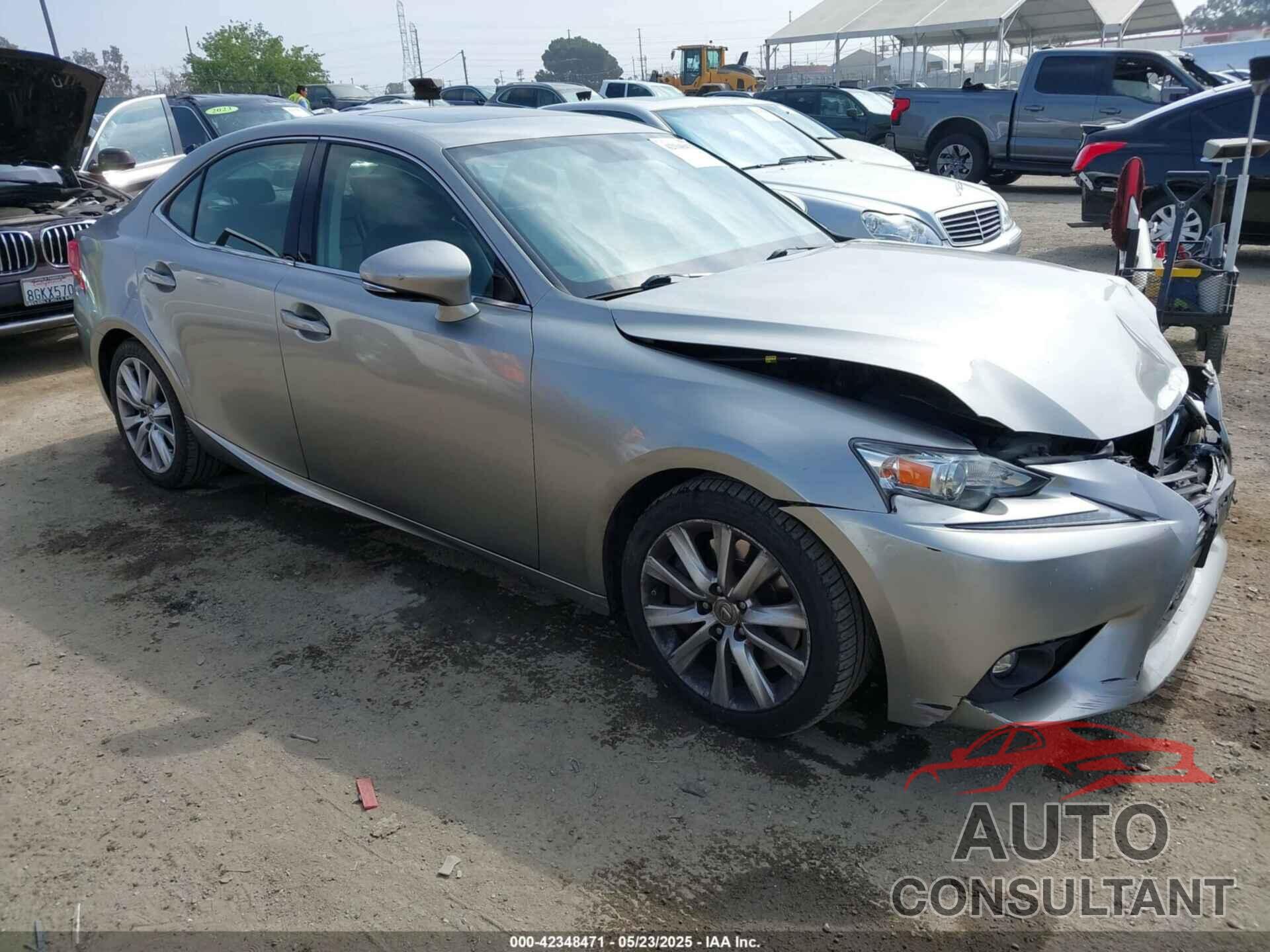 LEXUS IS 200T 2016 - JTHBA1D22G5001850