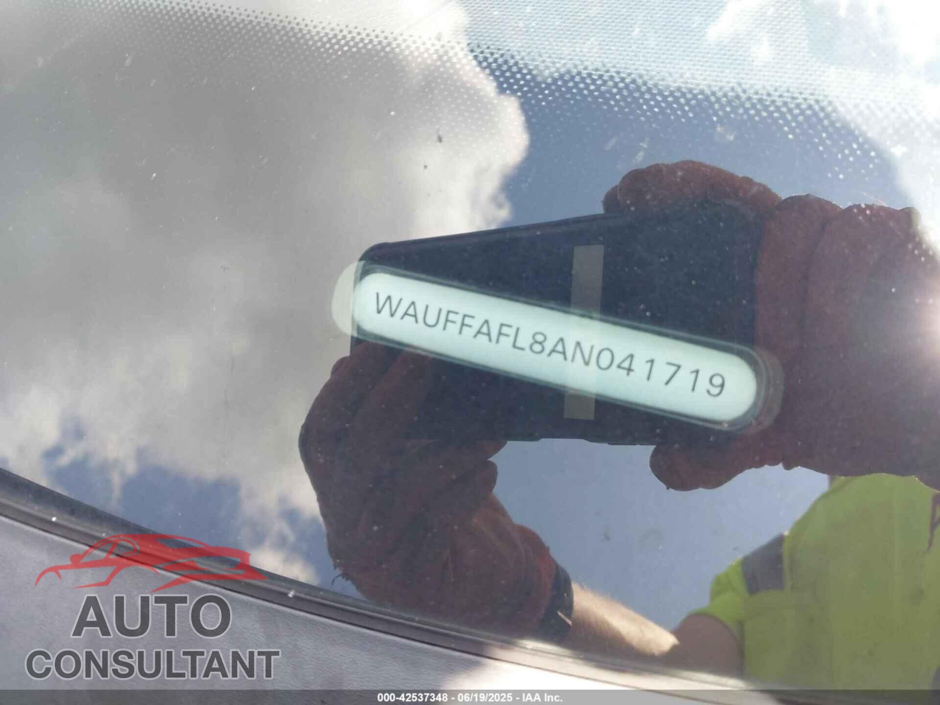 AUDI A4 2010 - WAUFFAFL8AN041719