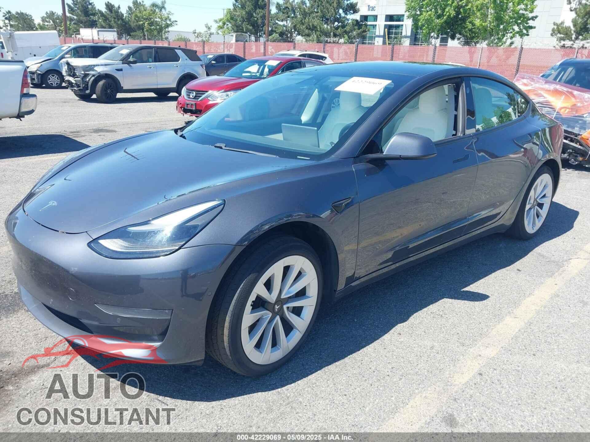 TESLA MODEL 3 2021 - 5YJ3E1EA0MF908736