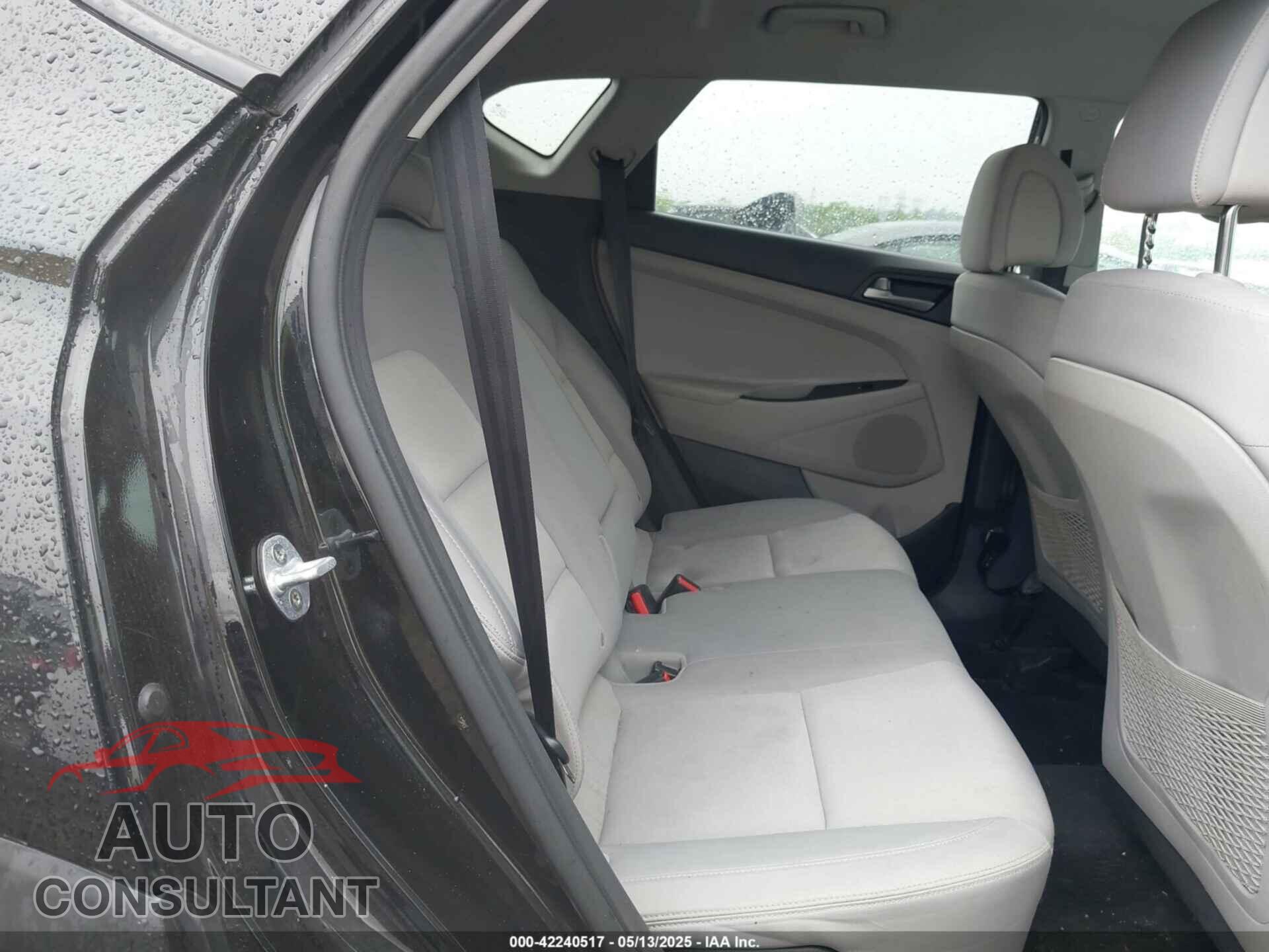 HYUNDAI TUCSON 2018 - KM8J2CA46JU801488