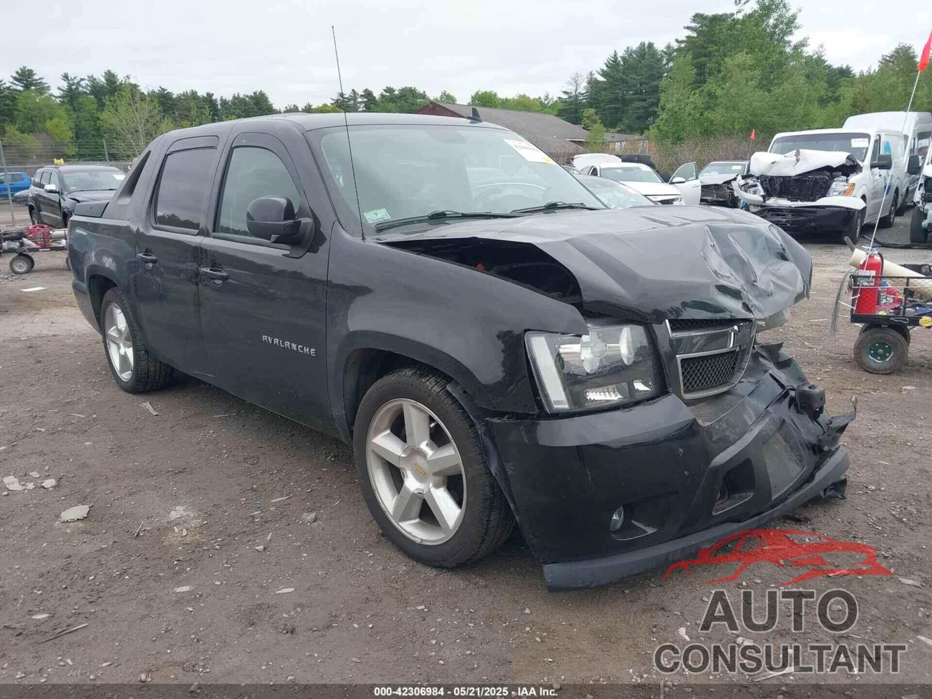 CHEVROLET AVALANCHE 1500 2011 - 3GNTKFE33BG408141