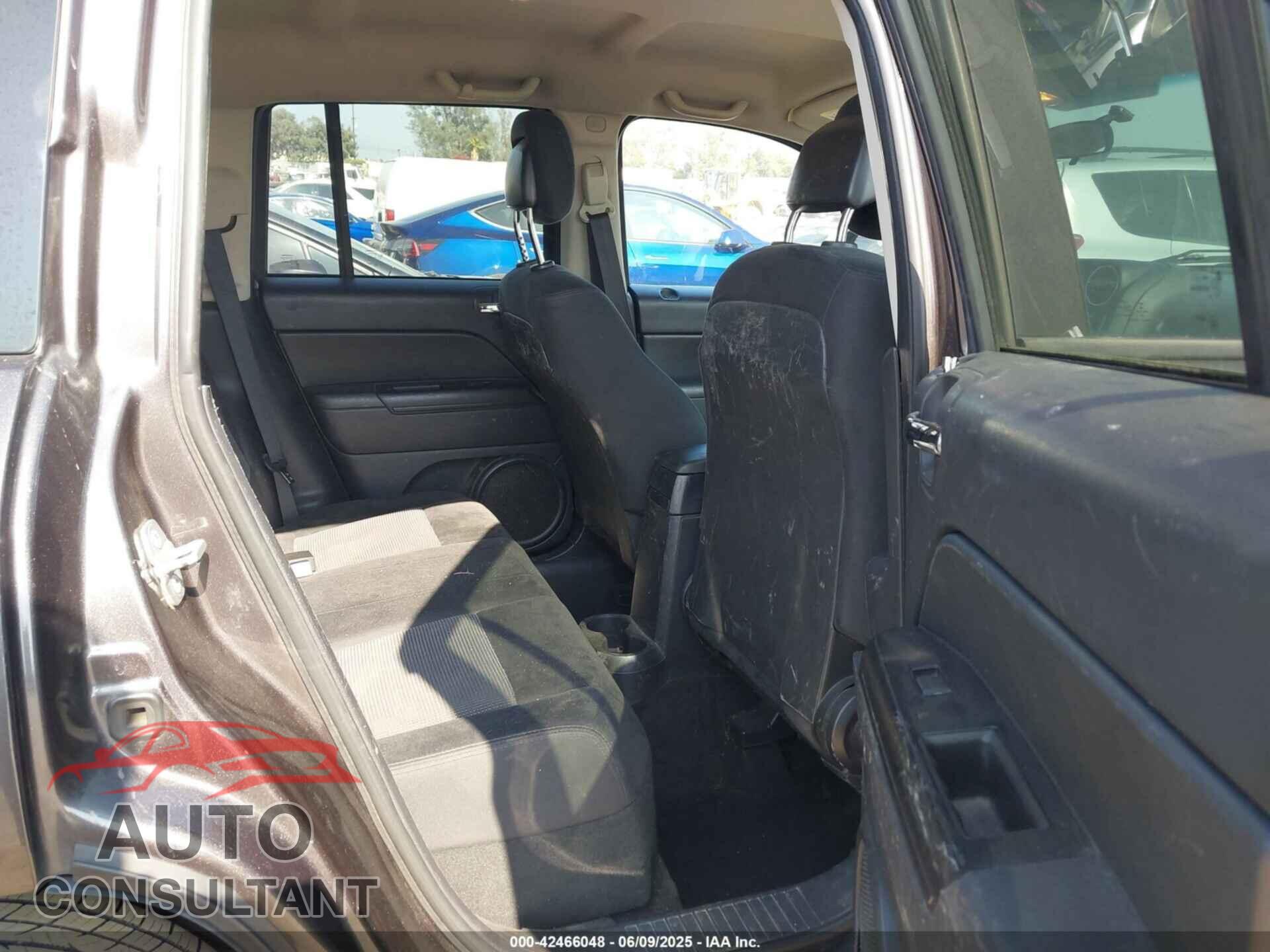 JEEP COMPASS 2014 - 1C4NJCBA1ED832389