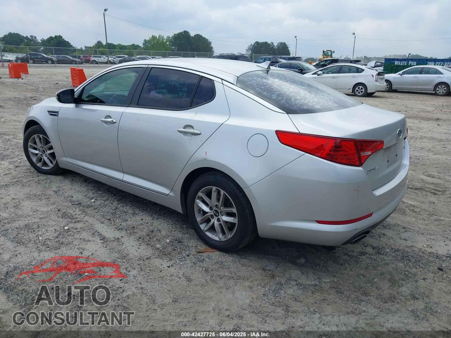 KIA OPTIMA 2011 - KNAGM4A75B5167365