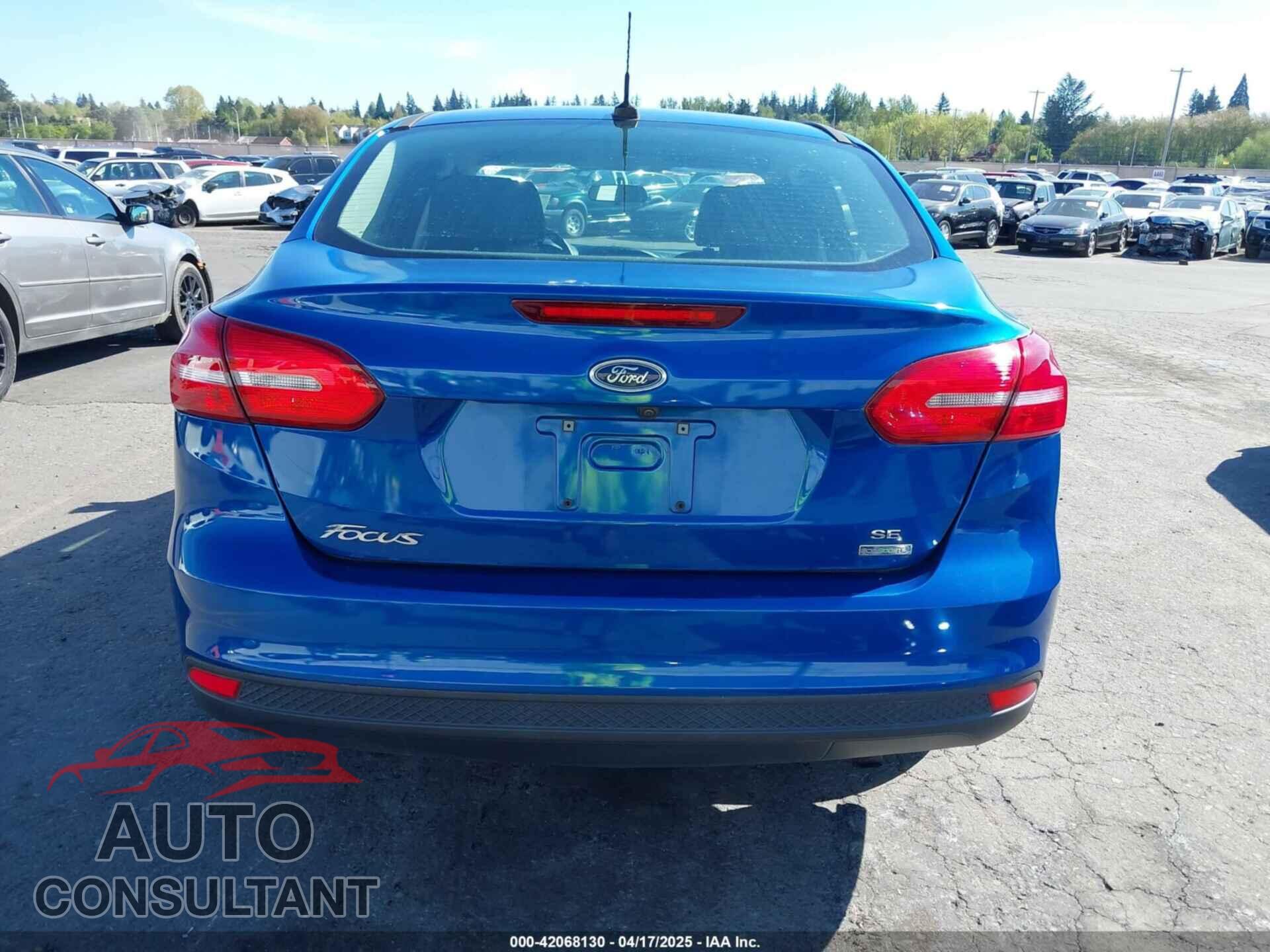FORD FOCUS 2018 - 1FADP3FE4JL279265