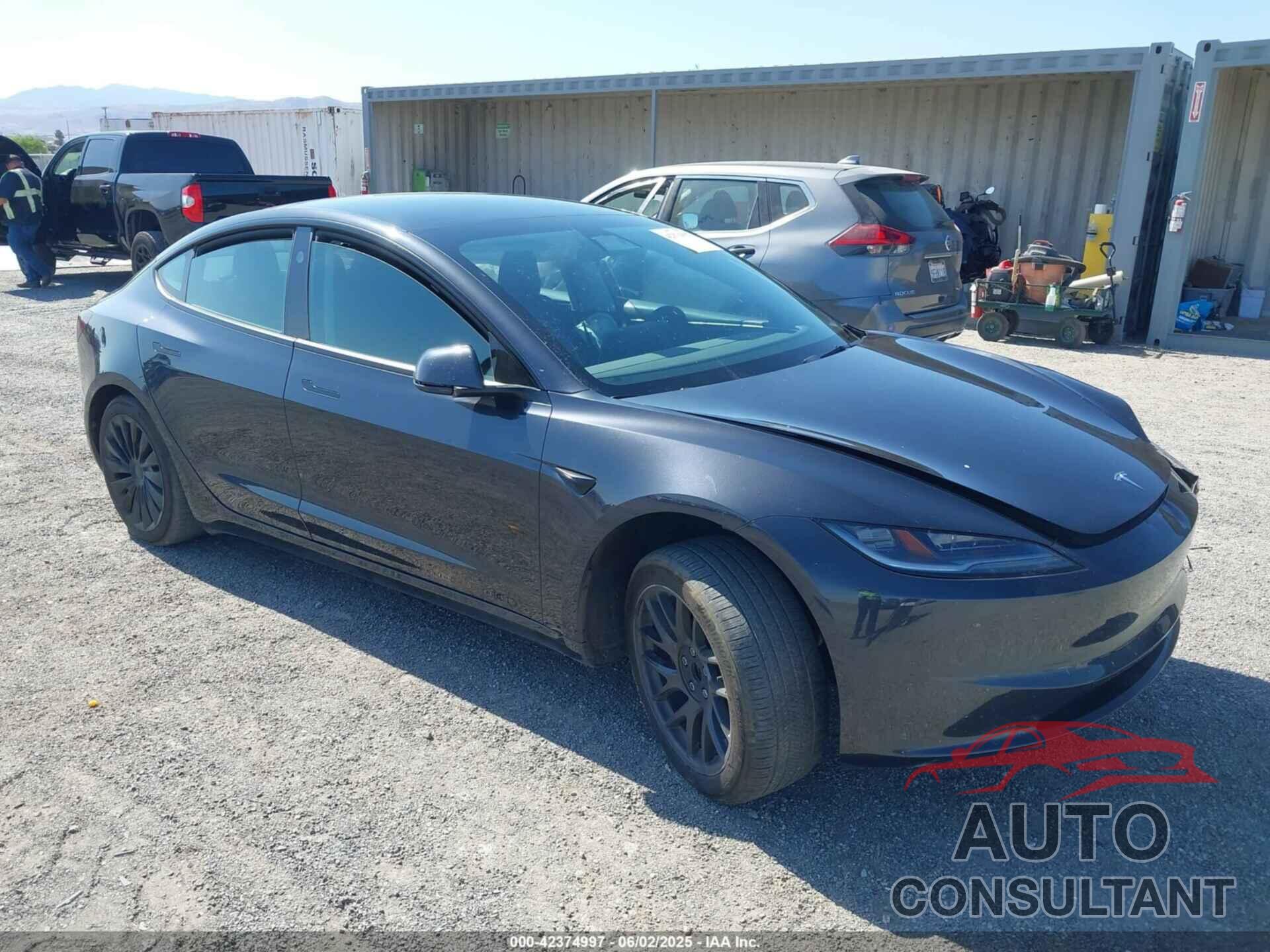 TESLA MODEL 3 2024 - 5YJ3E1EA0RF721469
