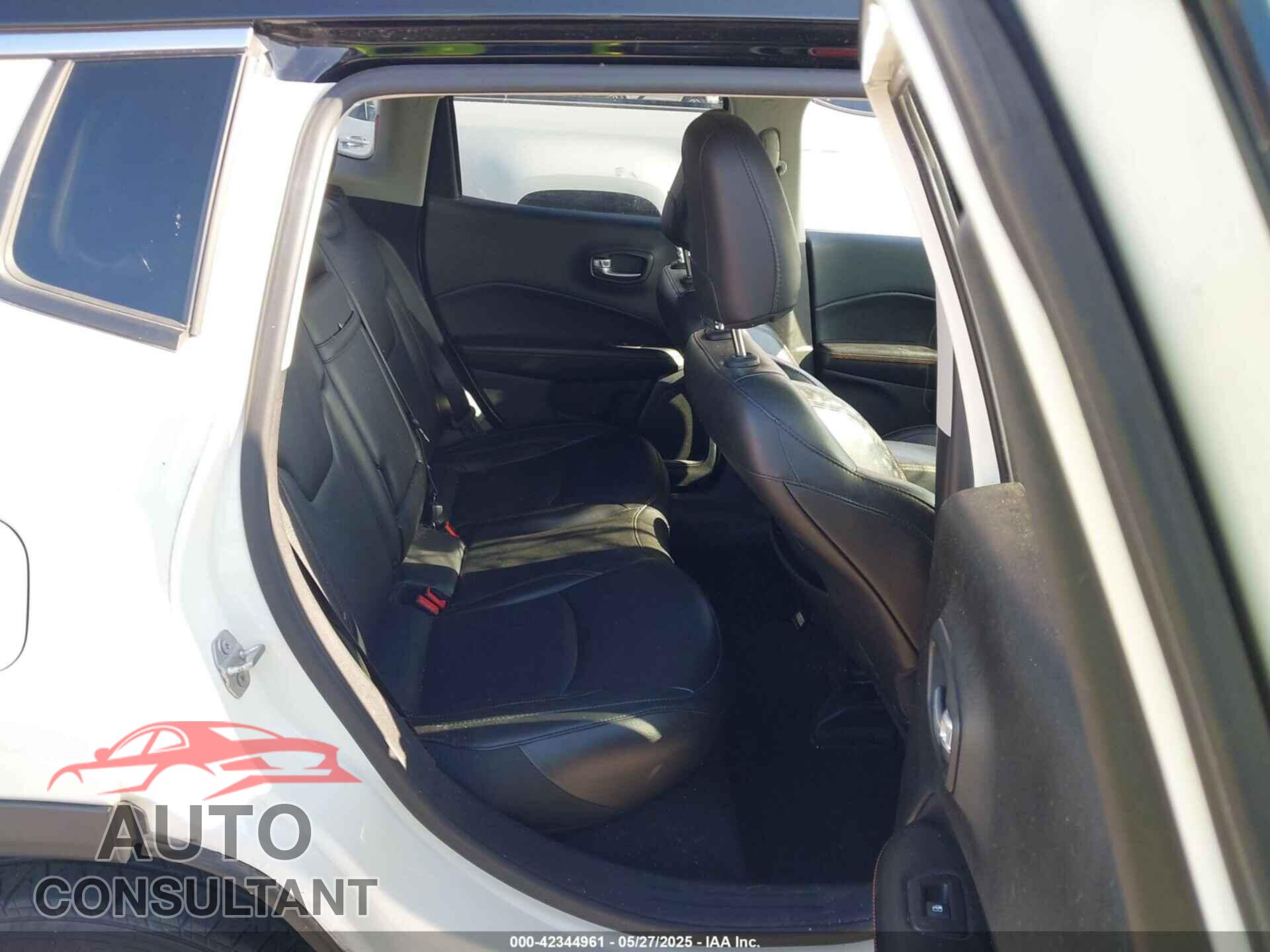 JEEP COMPASS 2019 - 3C4NJDCB5KT733884