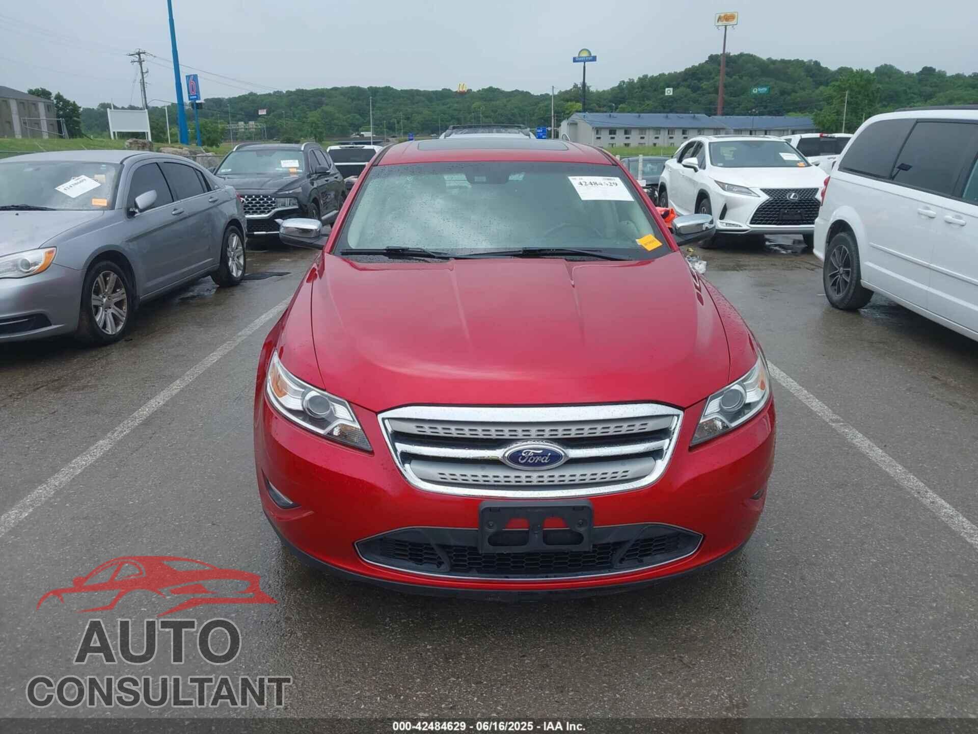 FORD TAURUS 2011 - 1FAHP2FW0BG142841